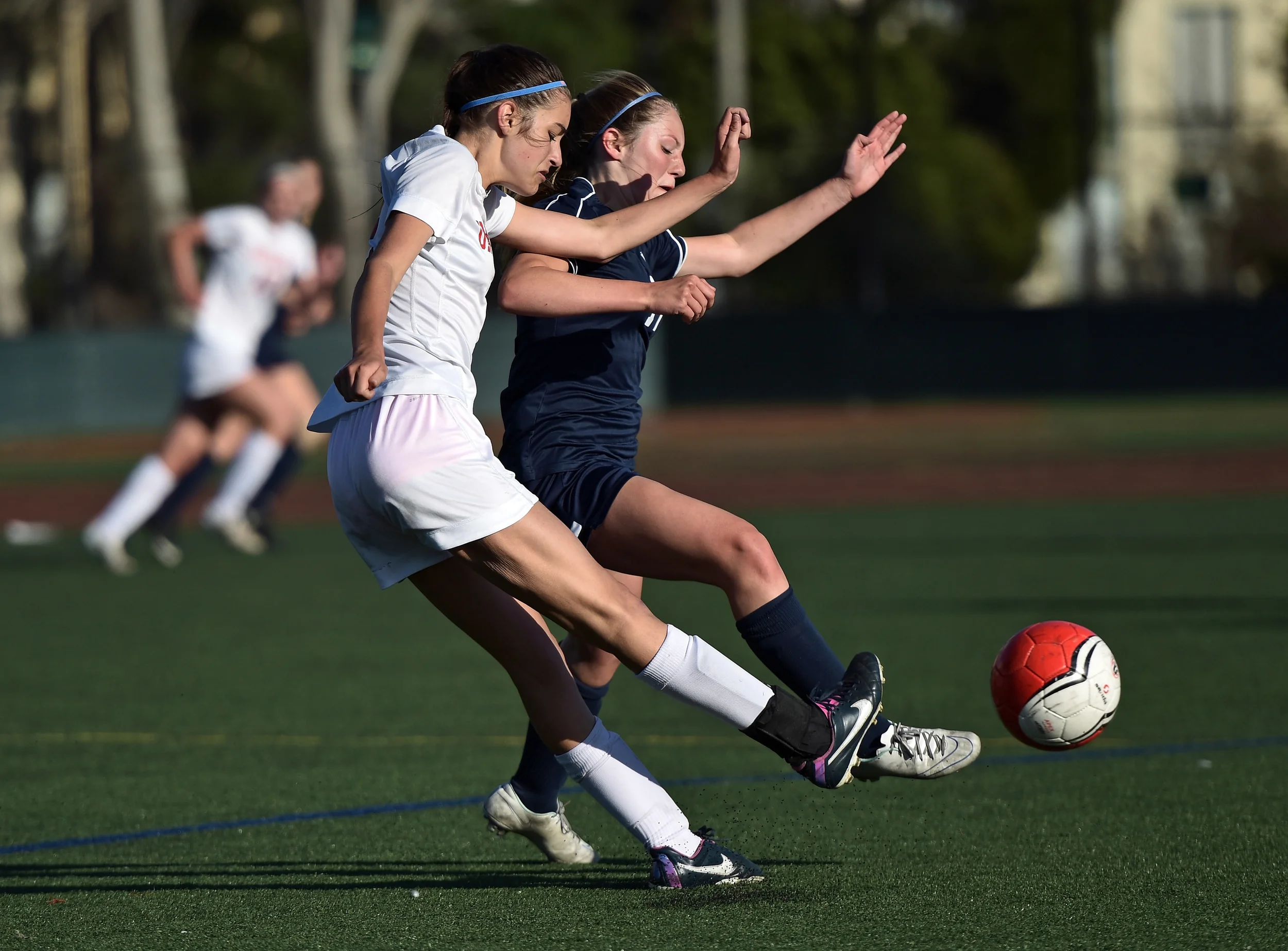 UNIVERSITY VS URBAN BCL WEST GIRLS SOCCER Photo Noel Danseco_3267.jpg