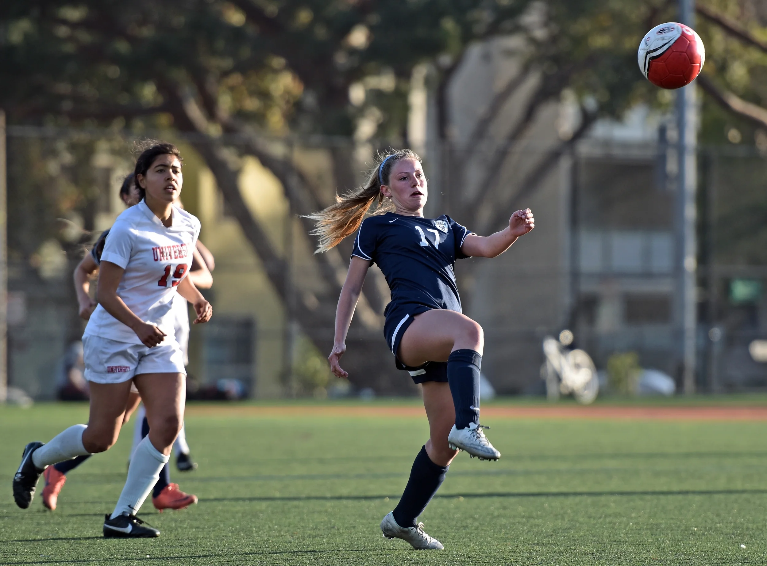 UNIVERSITY VS URBAN BCL WEST GIRLS SOCCER Photo Noel Danseco_3563.jpg