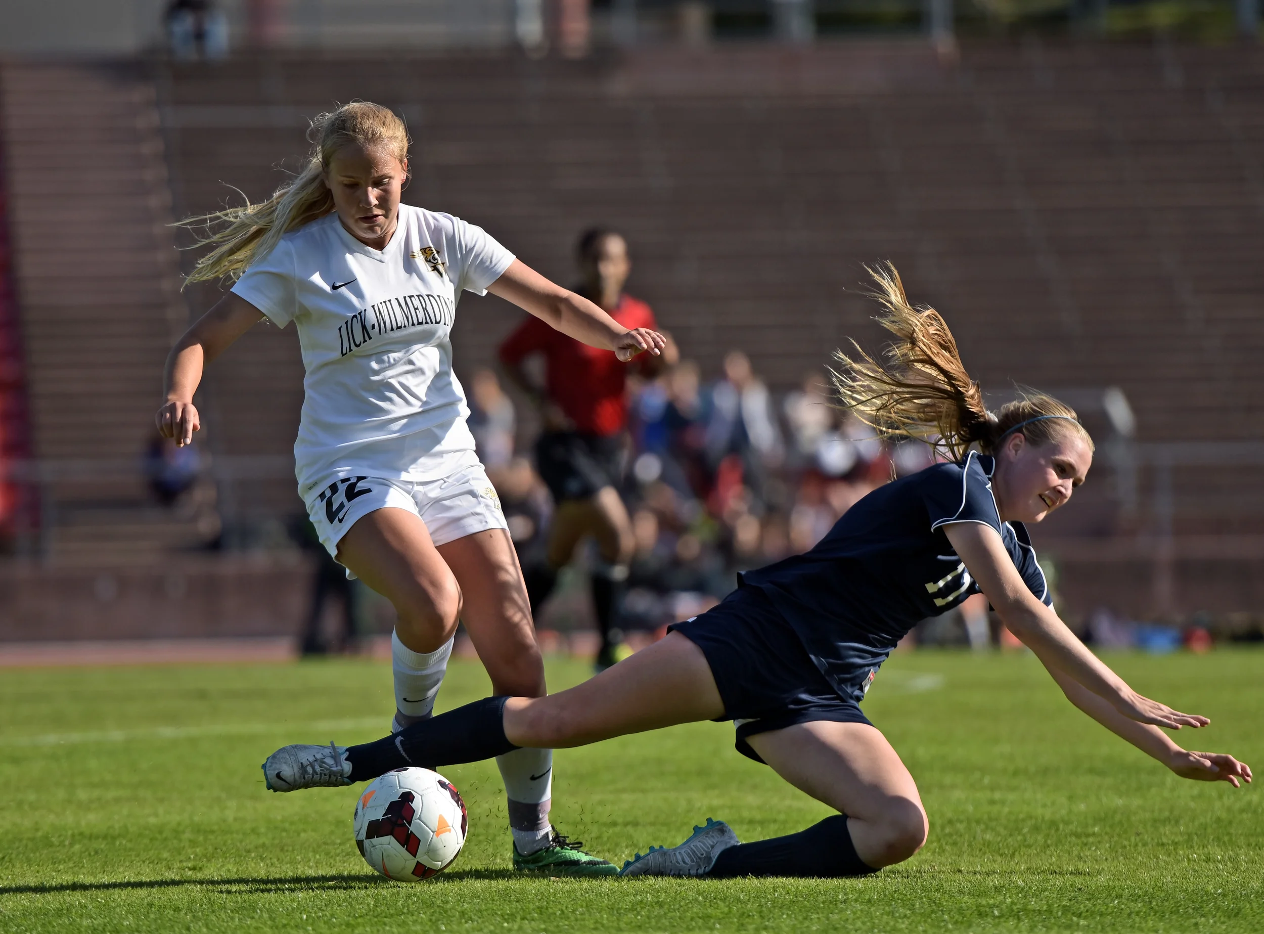 LICK WILMERDING VS URBAN BCL WEST GIRLS SOCCER PLAYOFFS 2015 Photo Noel Danseco_0028.jpg
