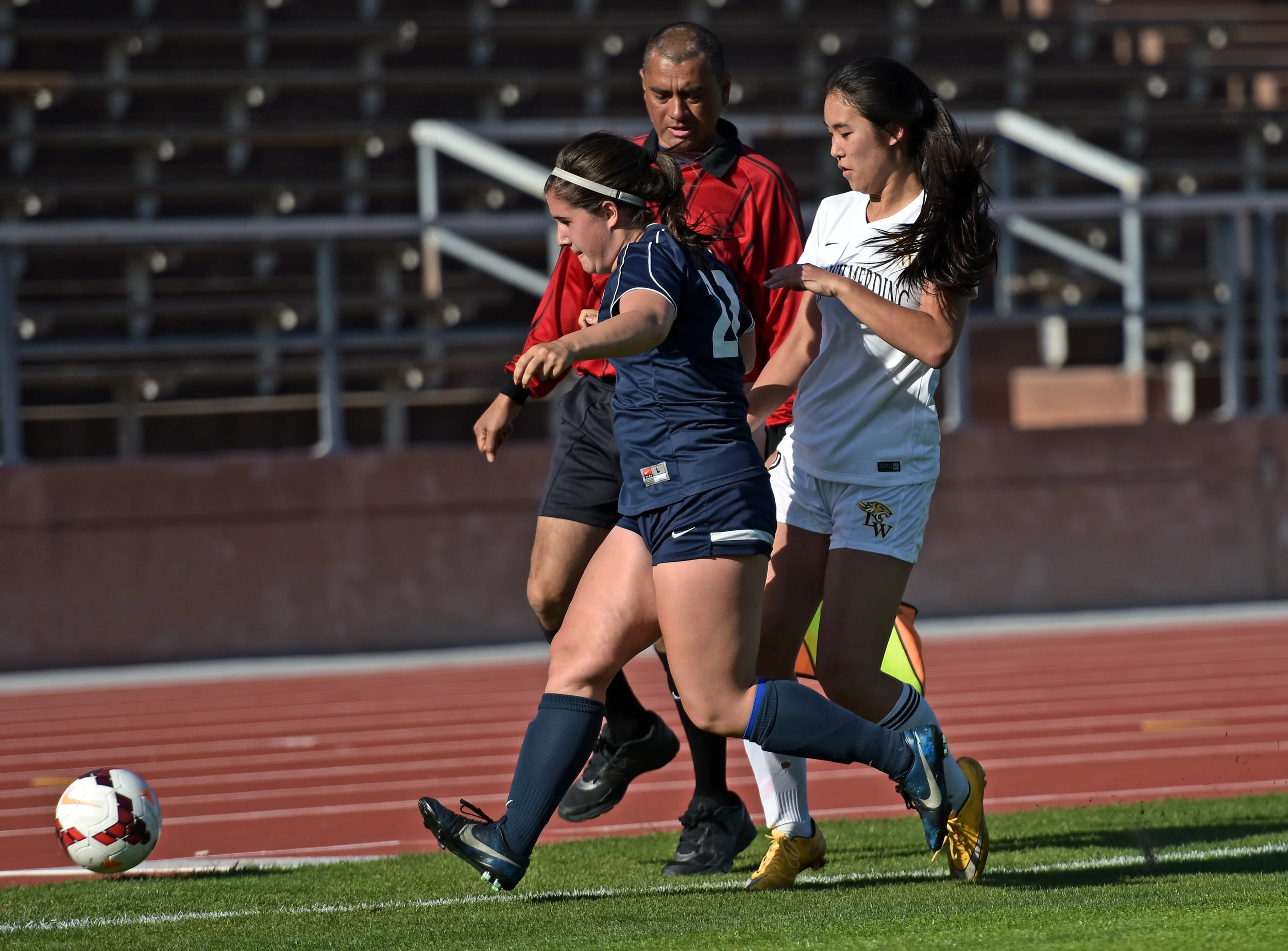 LICK WILMERDING VS URBAN BCL WEST GIRLS SOCCER PLAYOFFS 2015 Photo Noel Danseco_0168.jpg