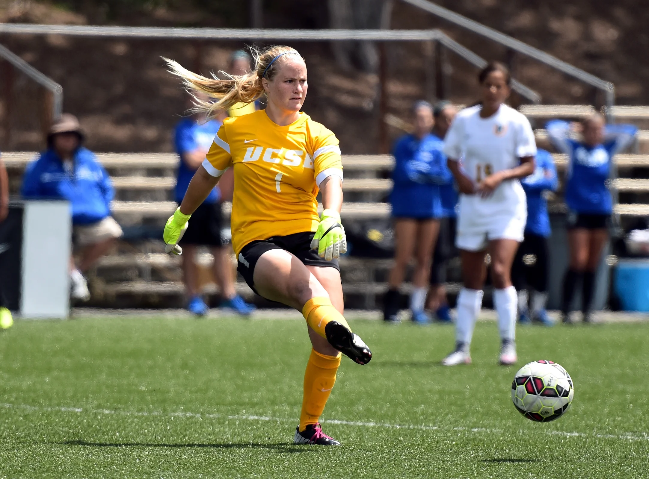 USF UNIVERSITY OF SAN FRANCISCO vs UC SANTA BARBARA NCAA WOMEN'S SOCCER 2015_5214.jpg