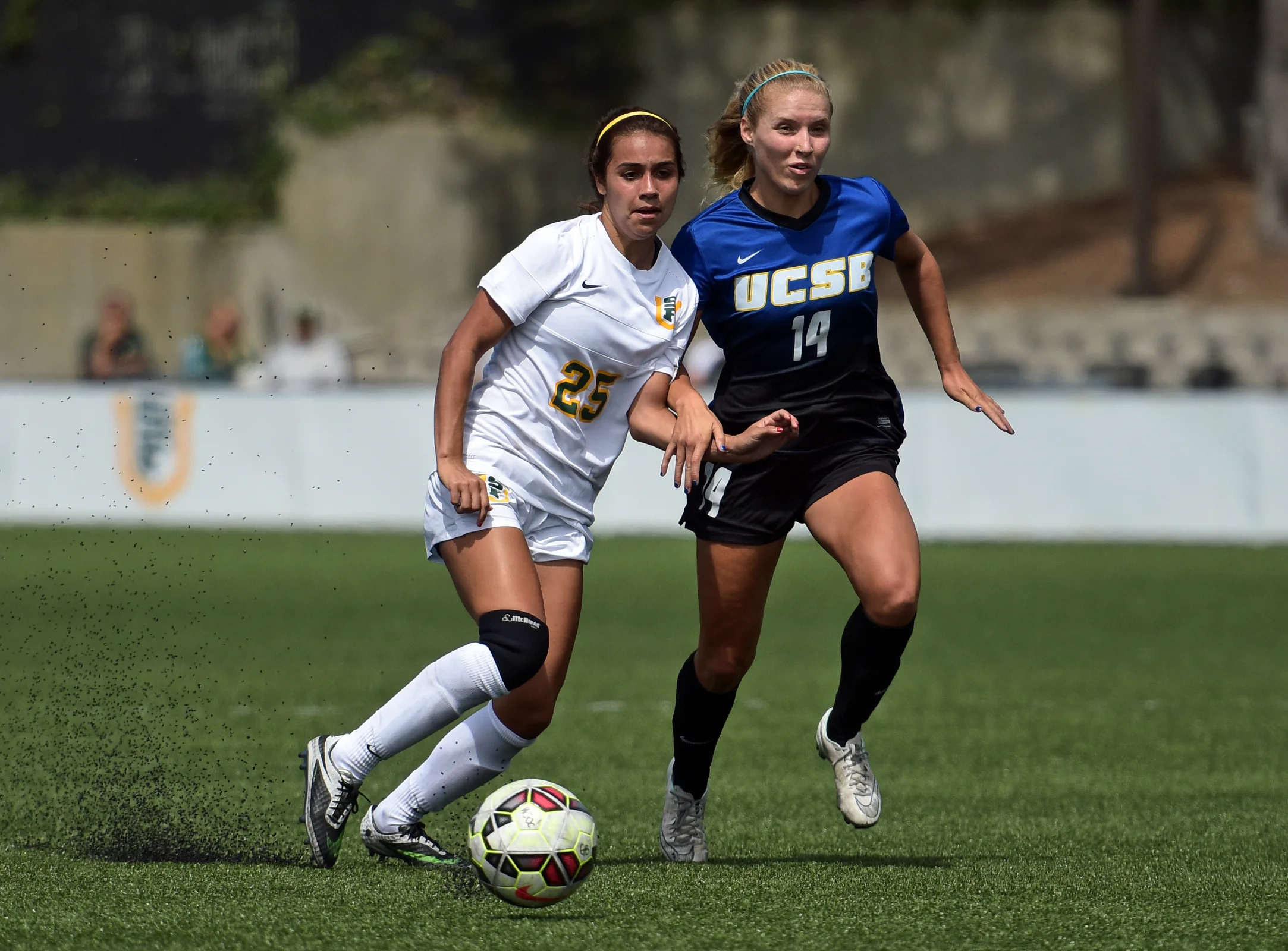 USF UNIVERSITY OF SAN FRANCISCO vs UC SANTA BARBARA NCAA WOMEN'S SOCCER 2015_5836.jpg