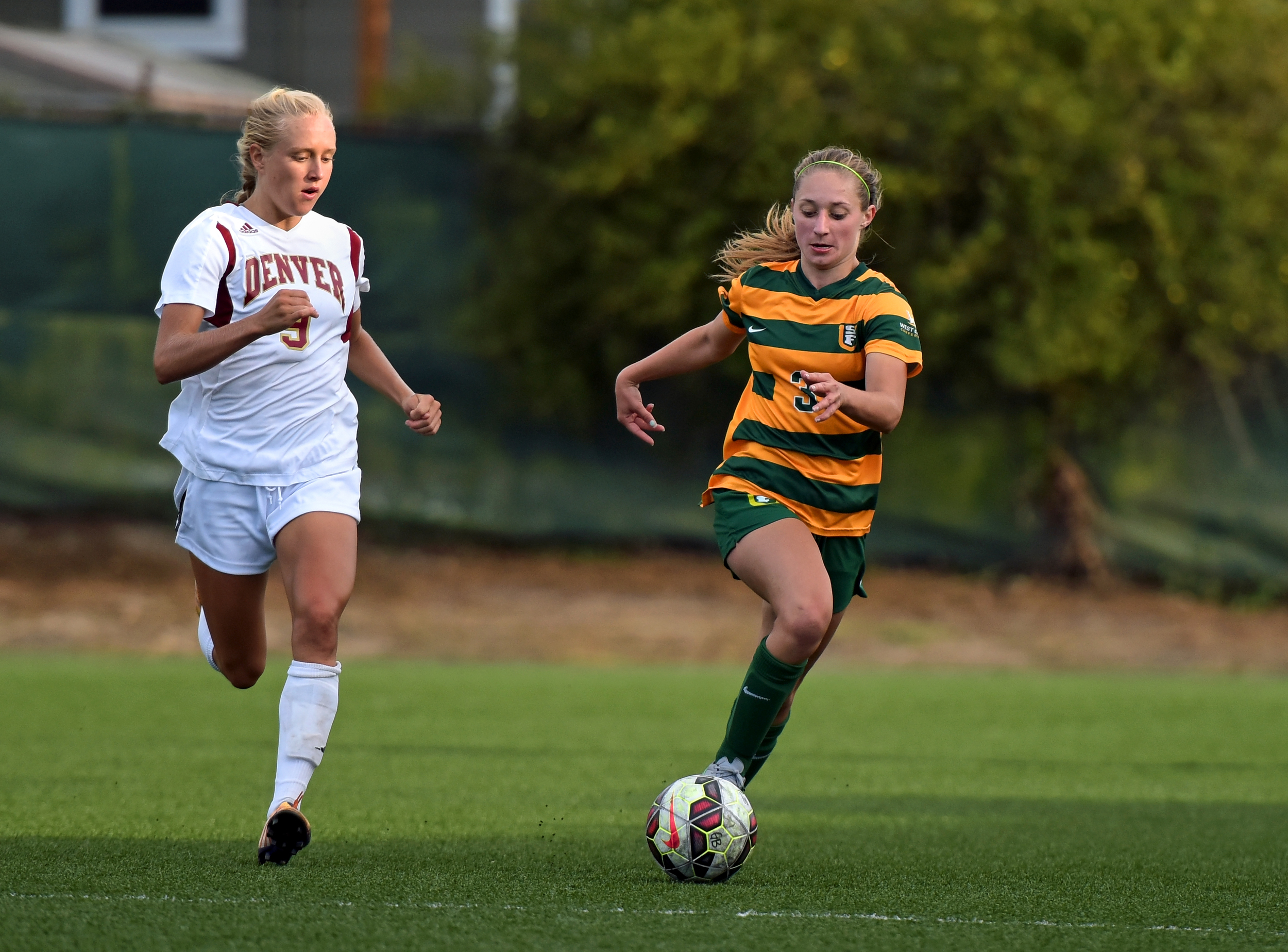 UNIVERSITY OF SAN FRANCISCO USF VS UNIVERSITY OF DENVER NCAA WOMEN'S 2015_7547.jpg