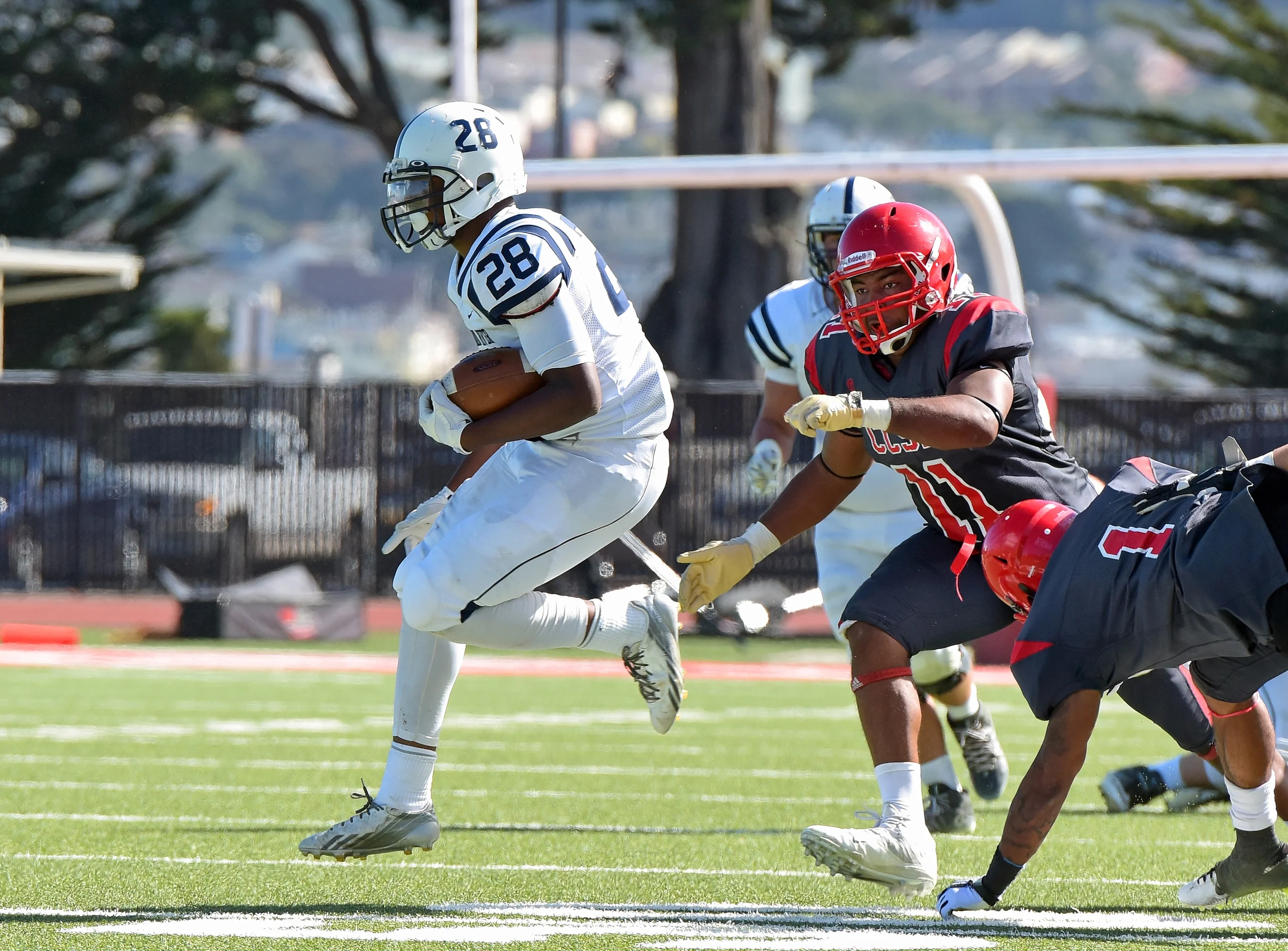 CCSF vs AMERICAN RIVER COLLEGE CCCAA FOOTBALL 2015 Photo Noel Danseco_2596.jpg