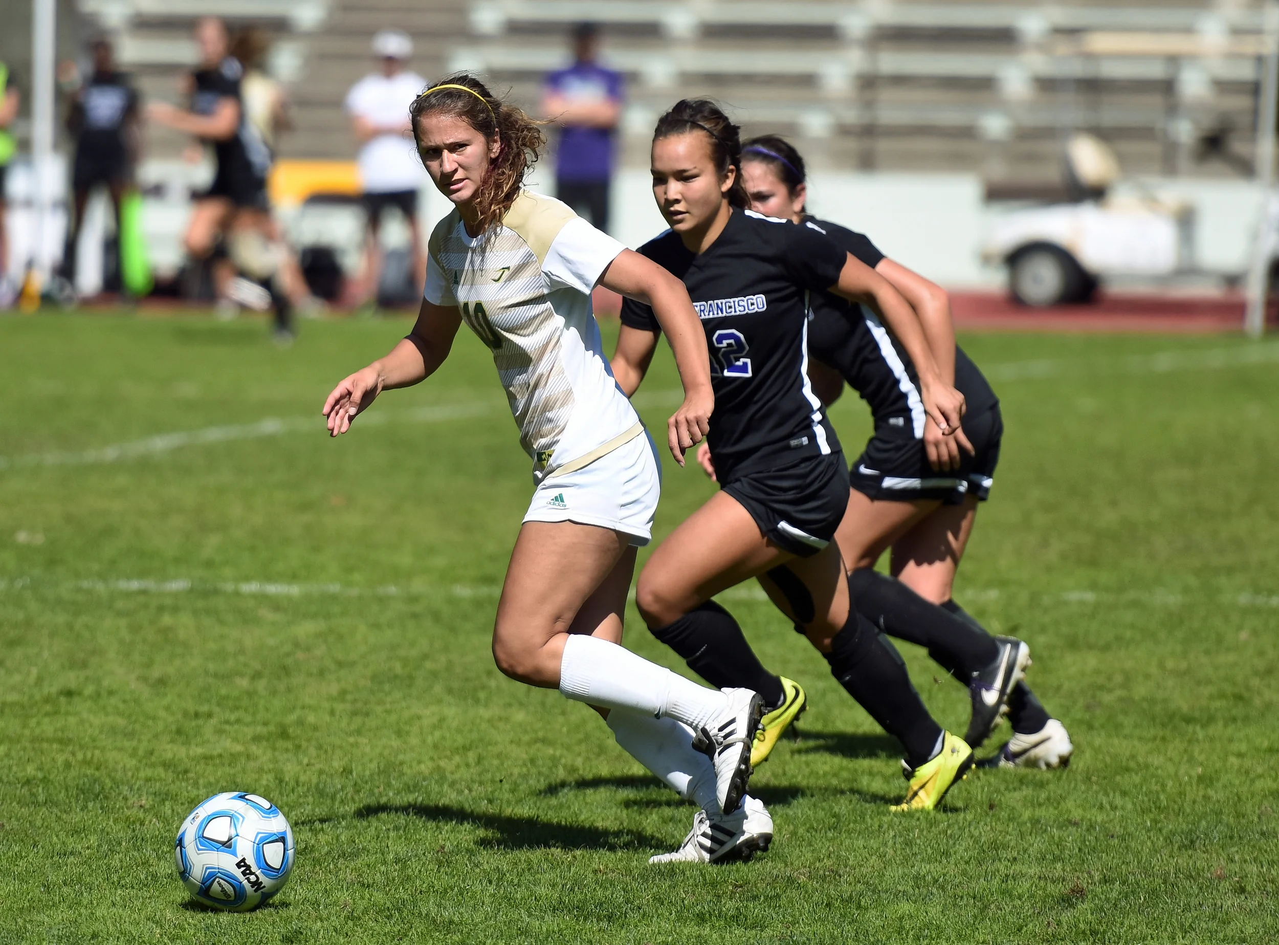 SF STATE U VS HUMBOLDT STATE U NCAA WOMENS SOCCER 2015 Photo Noel Danseco_4080.jpg
