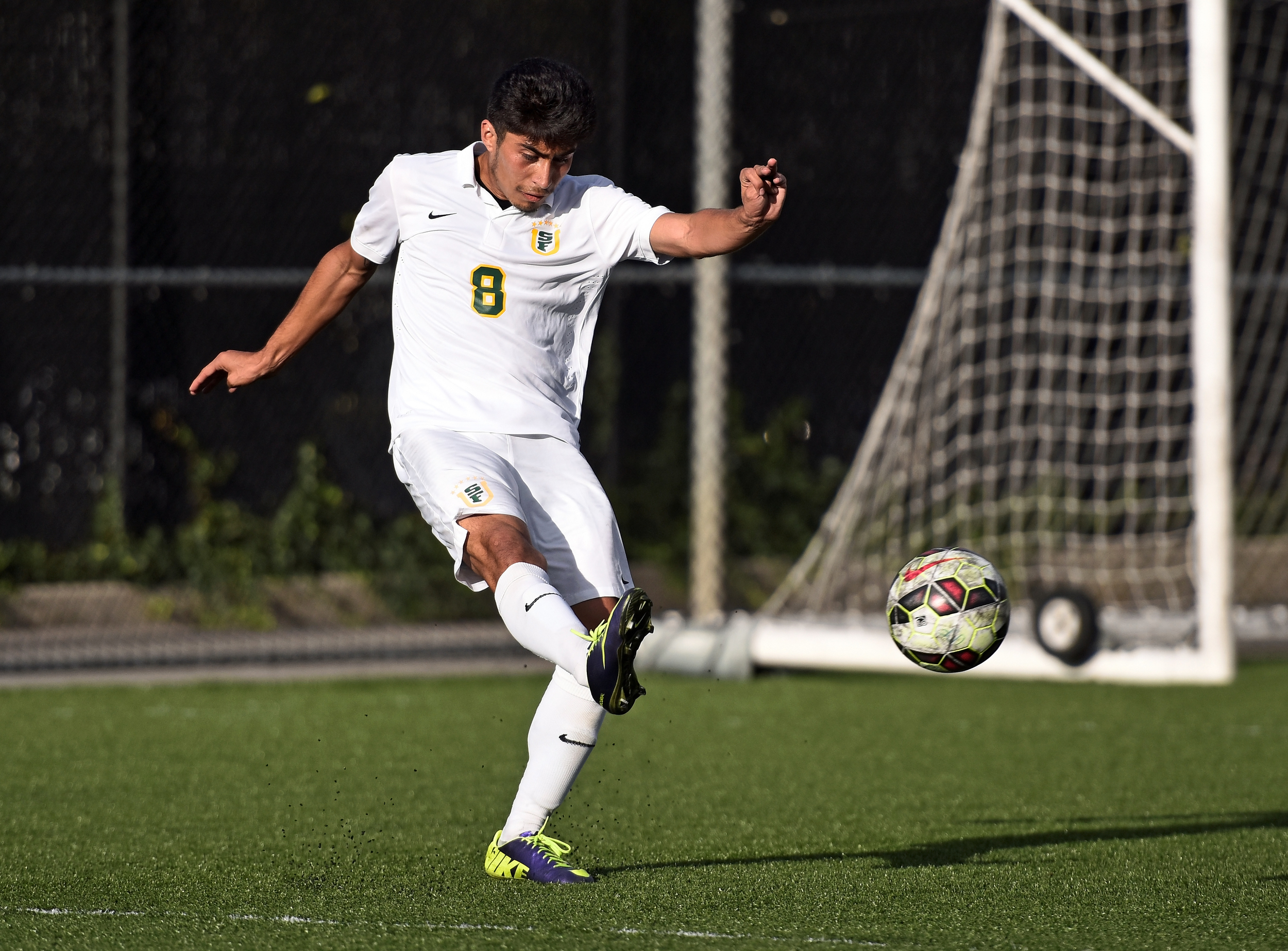 USF VS SAINT MARY'S NCAA WCAA MEN'S SOCCER photo Noel Danseco_6701.jpg