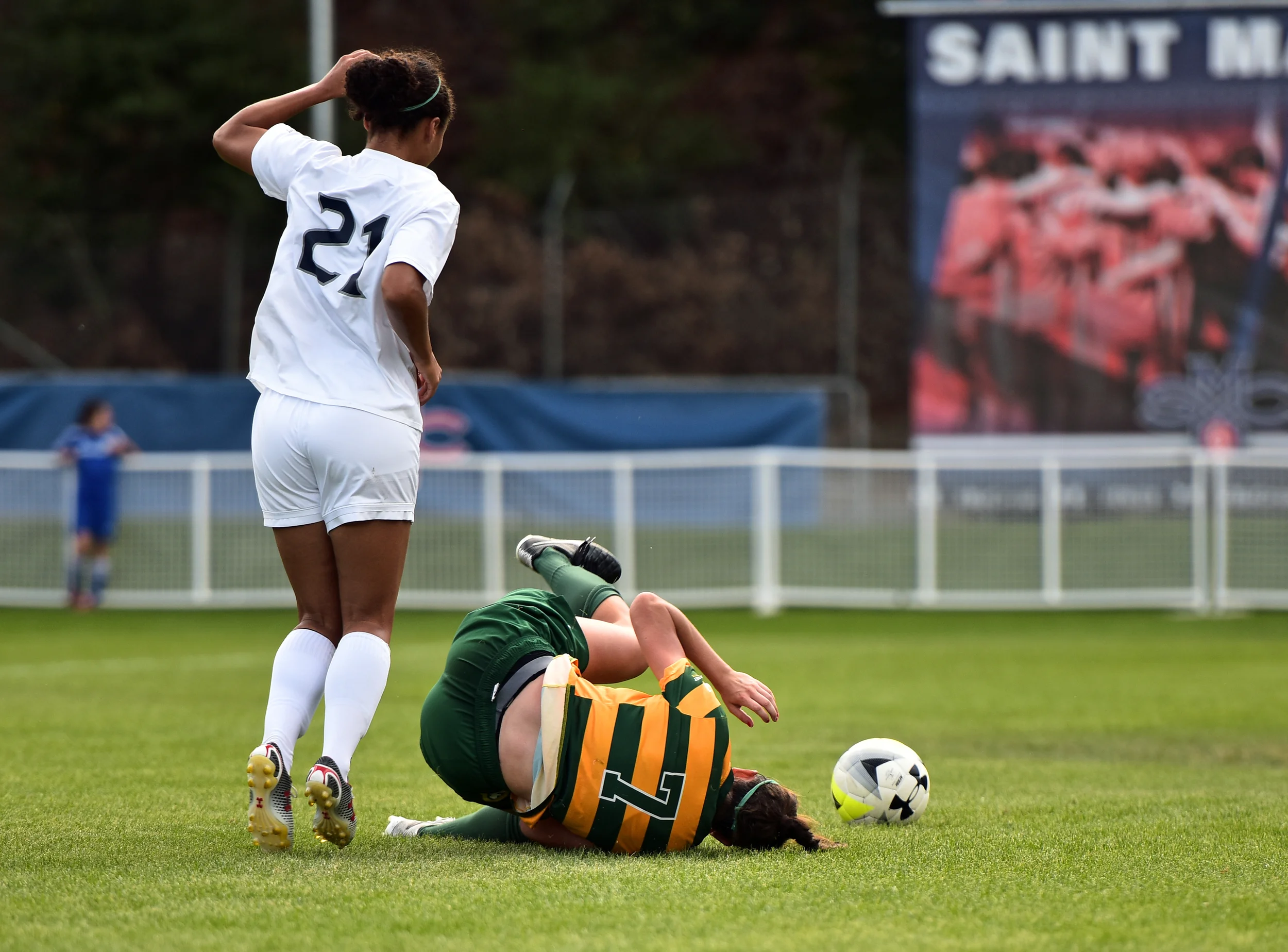 USF VS SAINT MARY'S NCAA WCC Soccer 2015 Photo Noel Danseco_9680.jpg