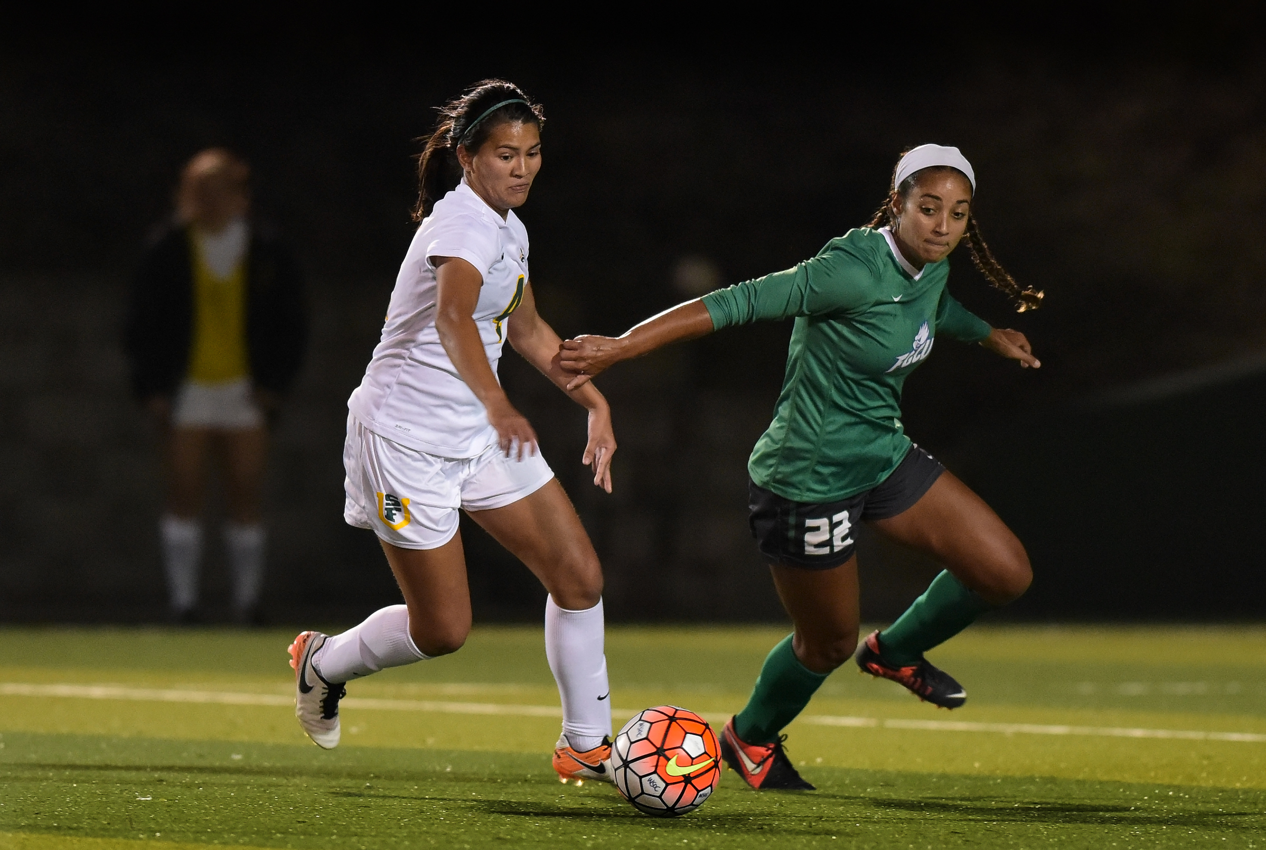 ND_WSOC_081916 USF DONS vs FLORIDA GULF COAST 2016 Photo Noel Danseco_8546.jpg