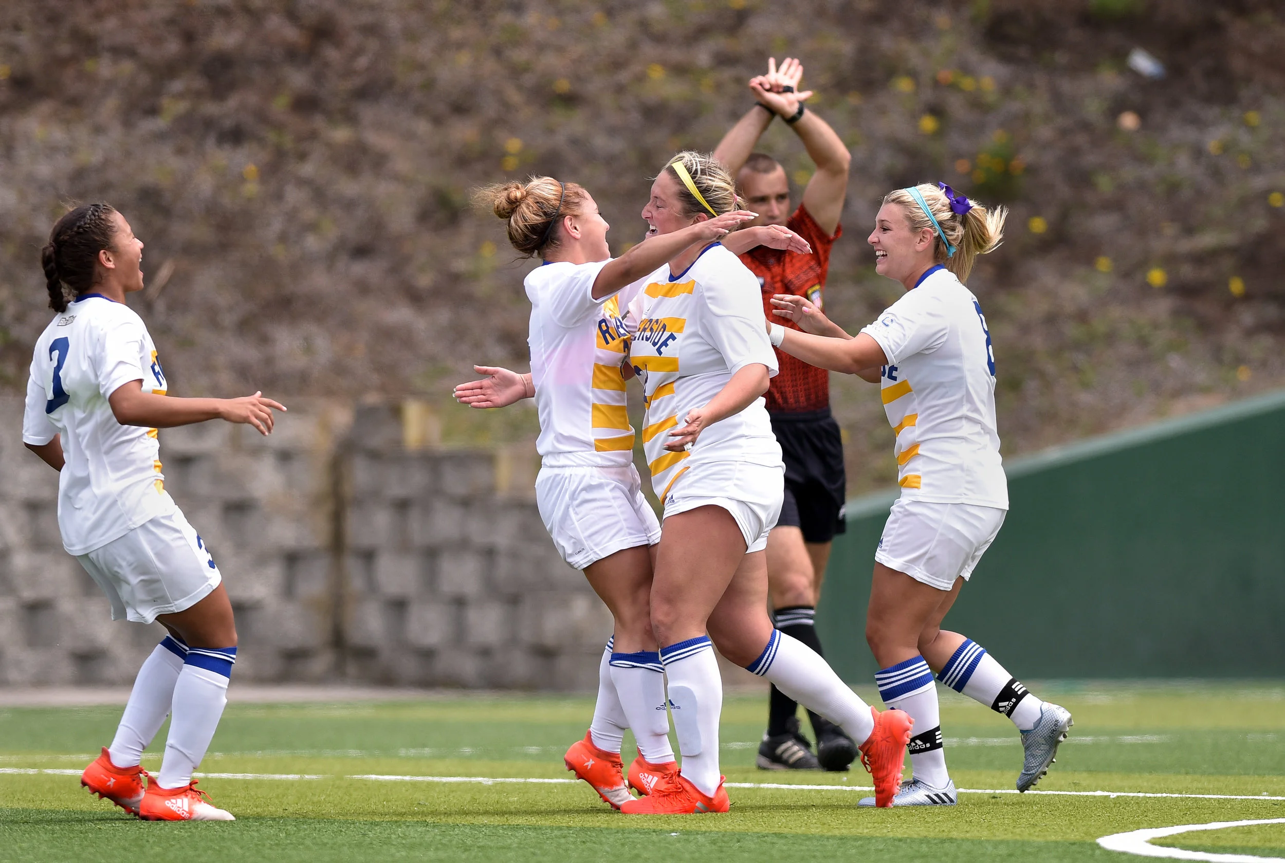 ND_WSOC_082116 USF DONS vs UC RIVERSIDE 2016 Photo Noel Danseco_9239.jpg