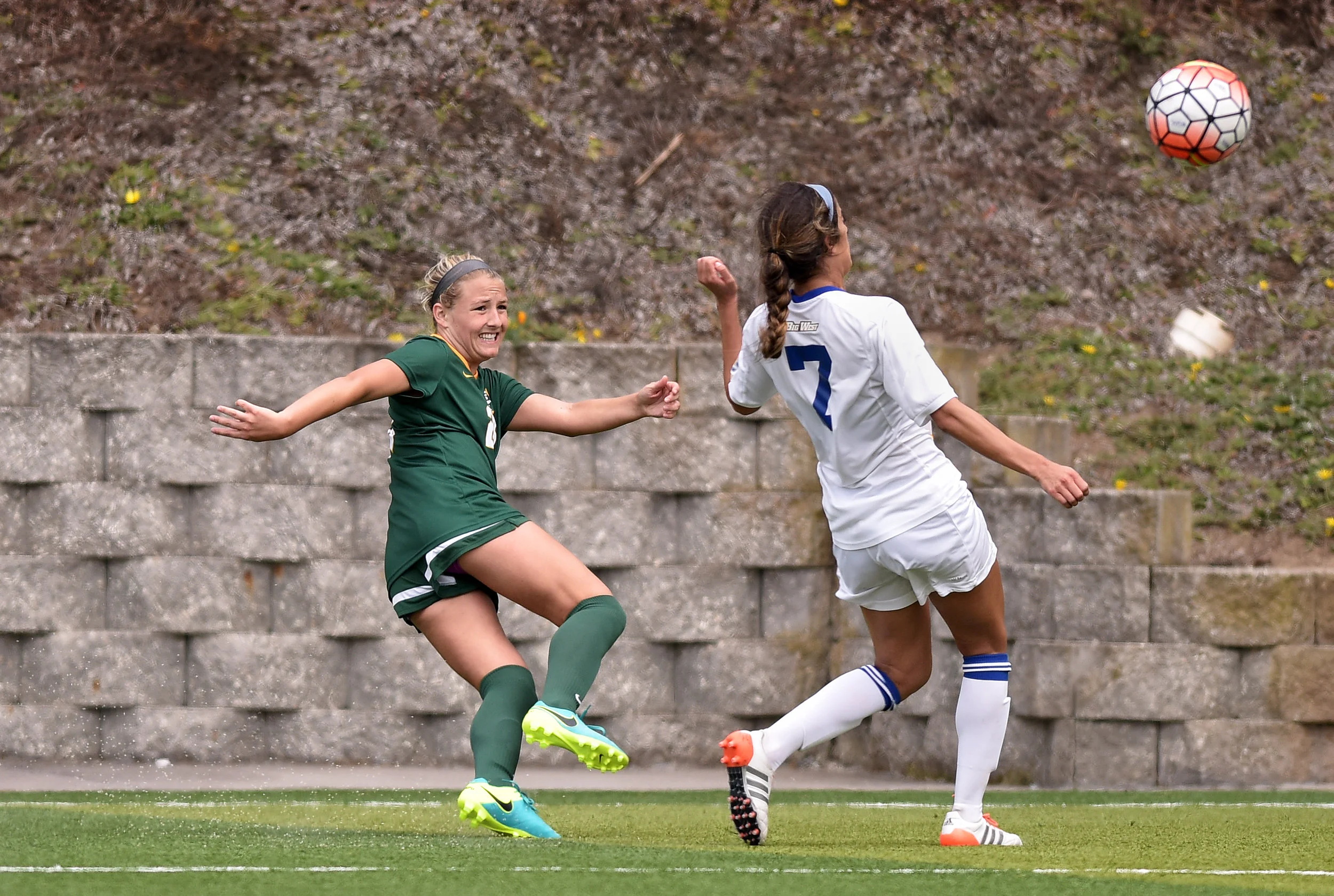ND_WSOC_082116 USF DONS vs UC RIVERSIDE 2016 Photo Noel Danseco_9598.jpg