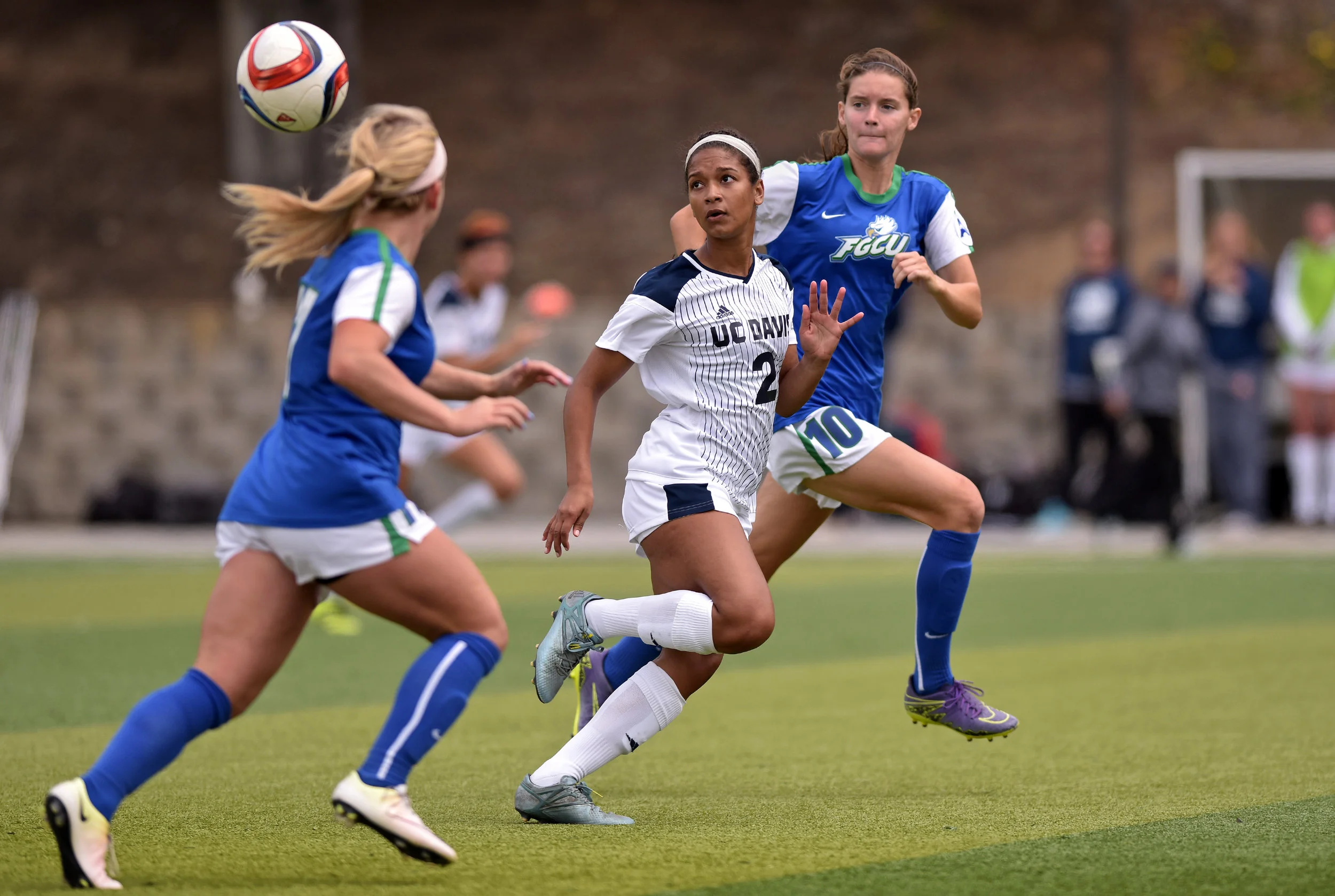 UC DAVIS VS FLORIDA GULF COAST NCAA SOCCER 2016 photo Noel Danseco_9060.jpg