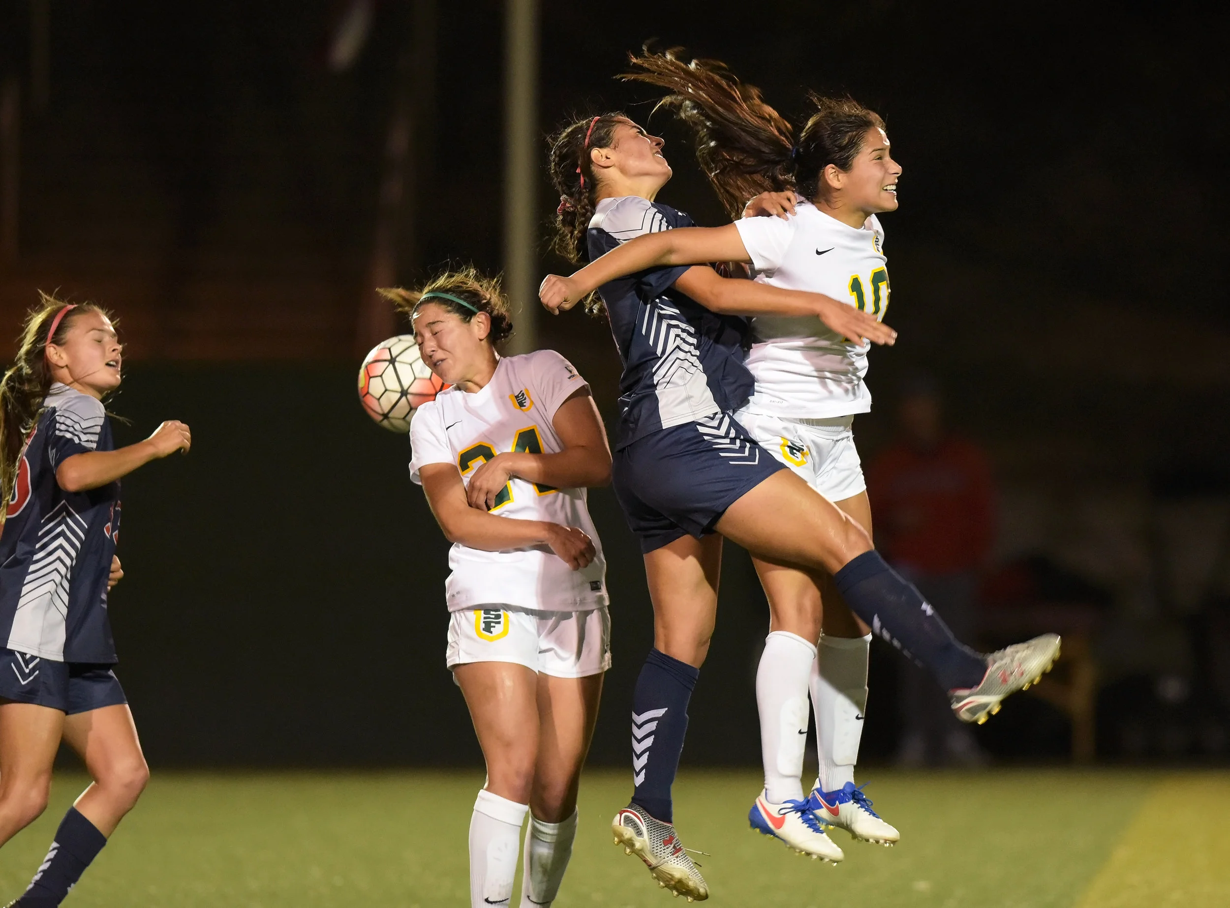 USF VS SAINT MARY'S NCAA Women's SOCCER 2016 Photo Noel Danseco_2999.jpg