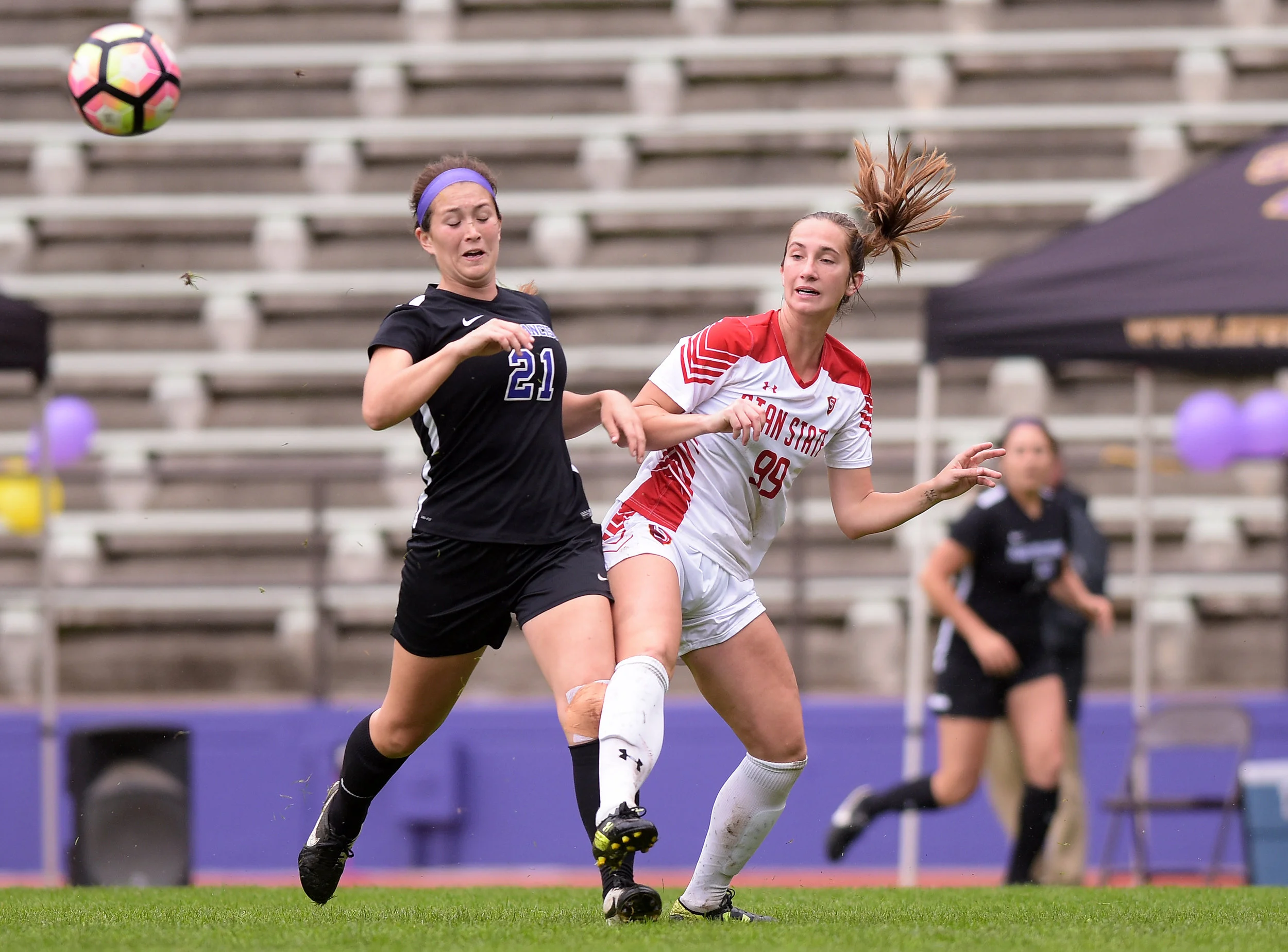 SF STATE VS STANISLAUS STATE NCAA WOMEN'S SOCCER 2016 Photo Noel Danseco_0978.jpg