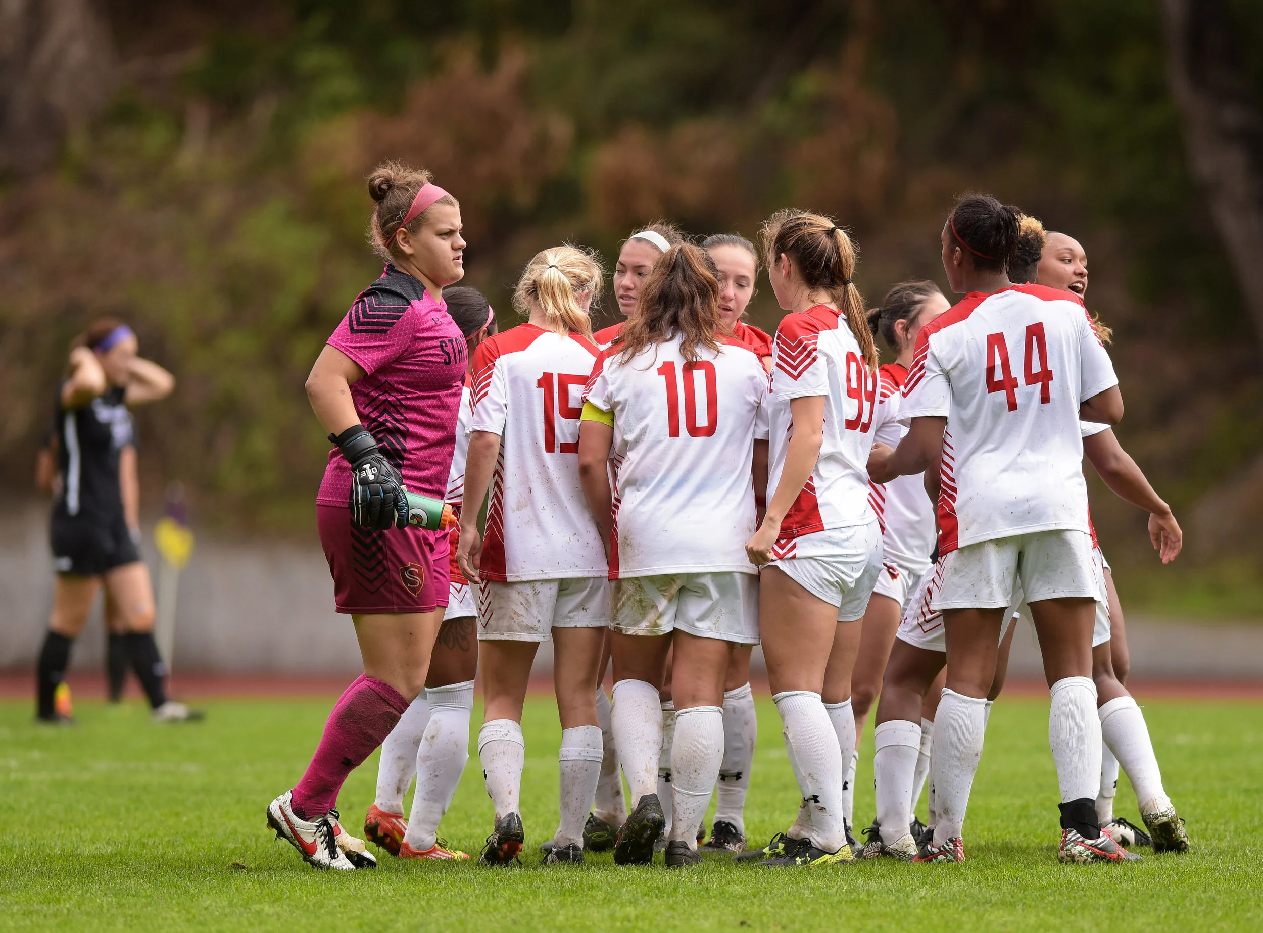 SF STATE VS STANISLAUS STATE NCAA WOMEN'S SOCCER 2016 Photo Noel Danseco_1037.jpg