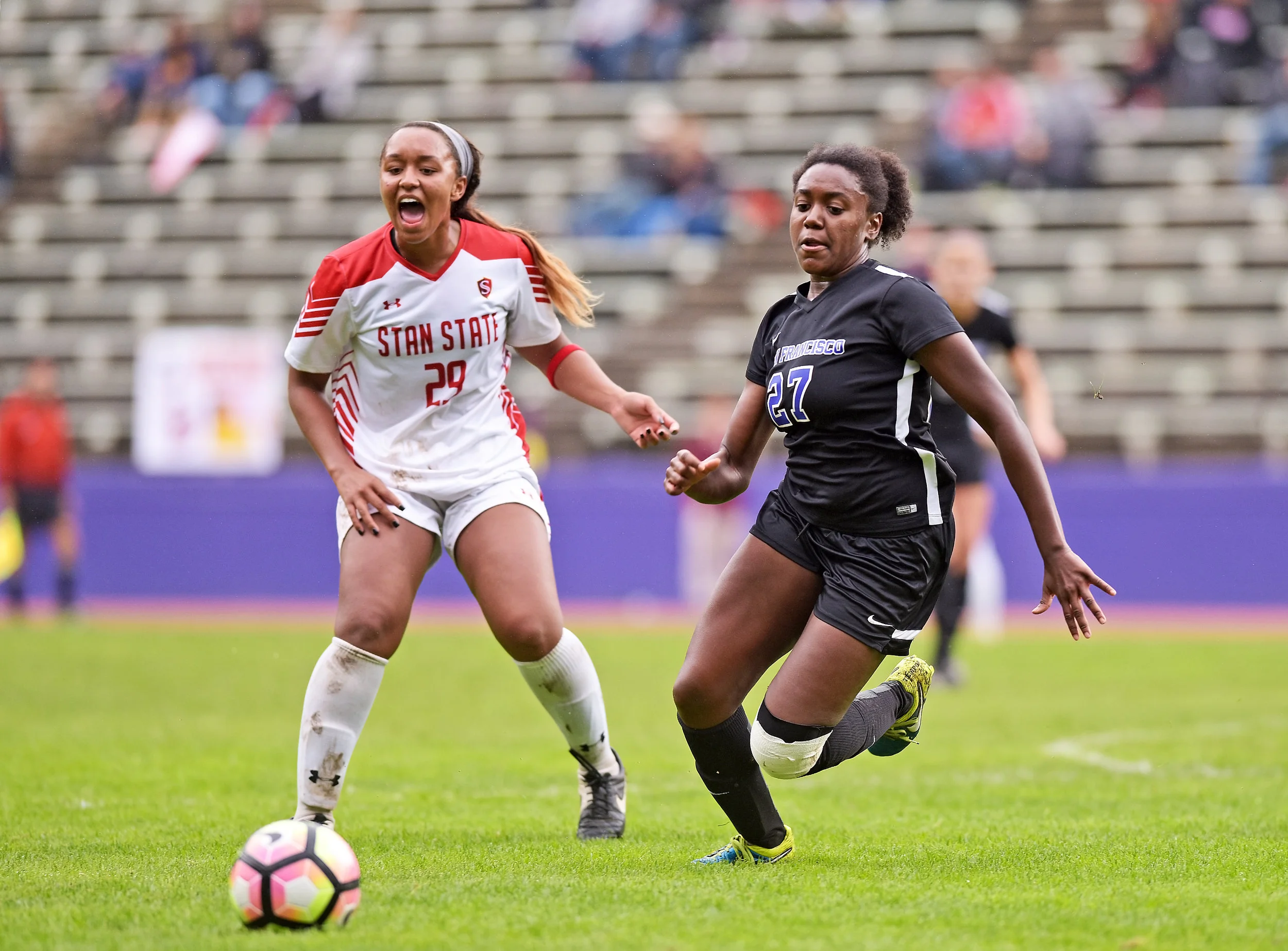 SF STATE VS STANISLAUS STATE NCAA WOMEN'S SOCCER 2016 Photo Noel Danseco_1120.jpg