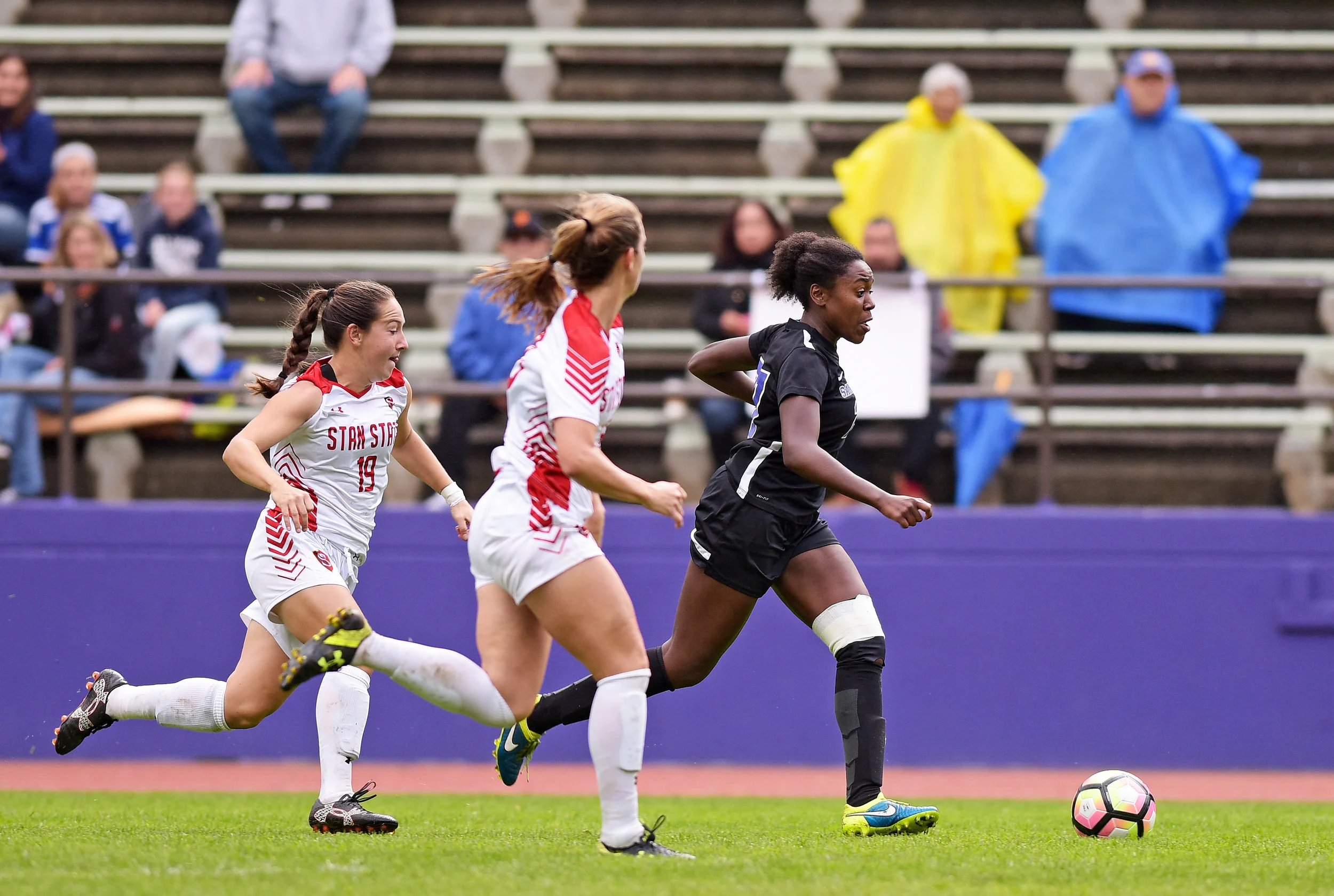 SF STATE VS STANISLAUS STATE NCAA WOMEN'S SOCCER 2016 Photo Noel Danseco_1041.jpg