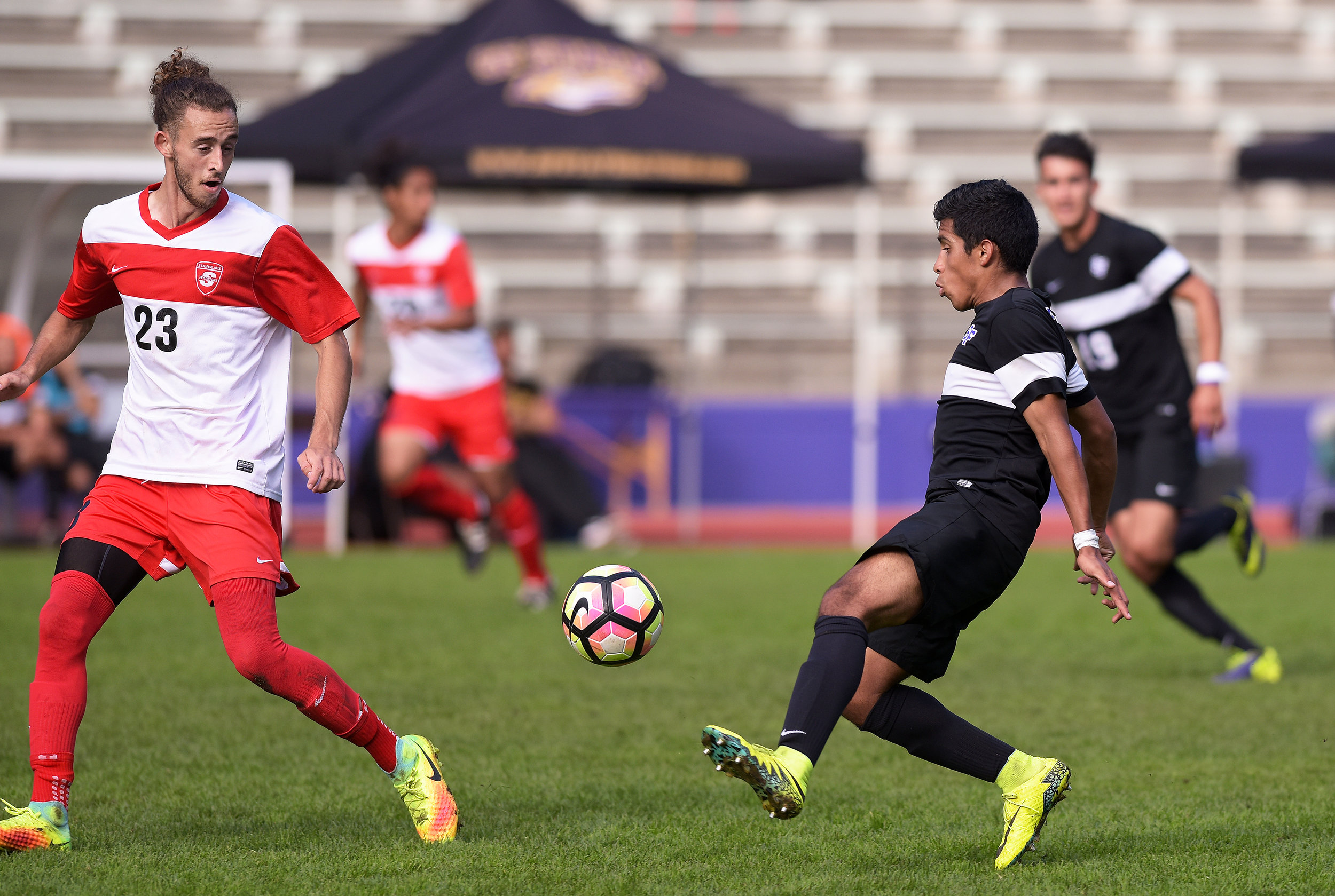 SF STATE VS STANISLAUS STATE NCAA WOMEN'S SOCCER 2016 Photo Noel Danseco_1979.jpg