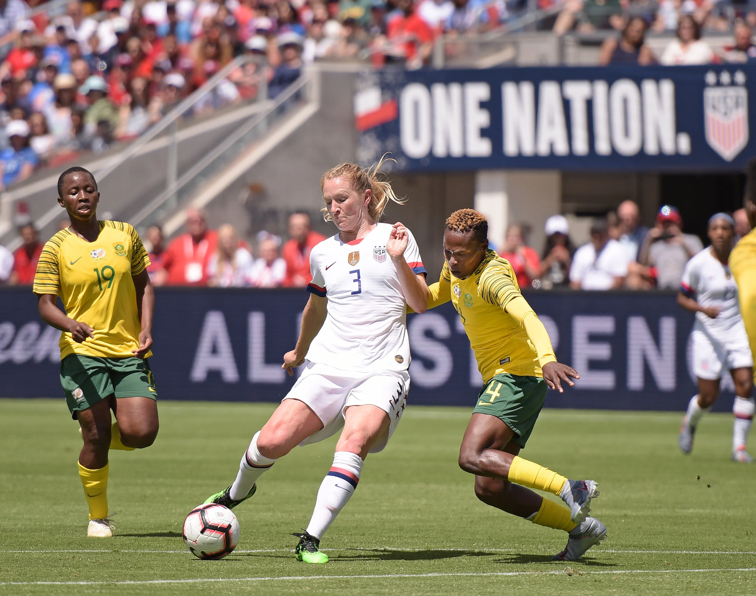 USWNT VS SOUTH AFRICA SOCCER FRIENDLY 2019 Samantha Mewis Photo Noel Danseco_3186.jpg