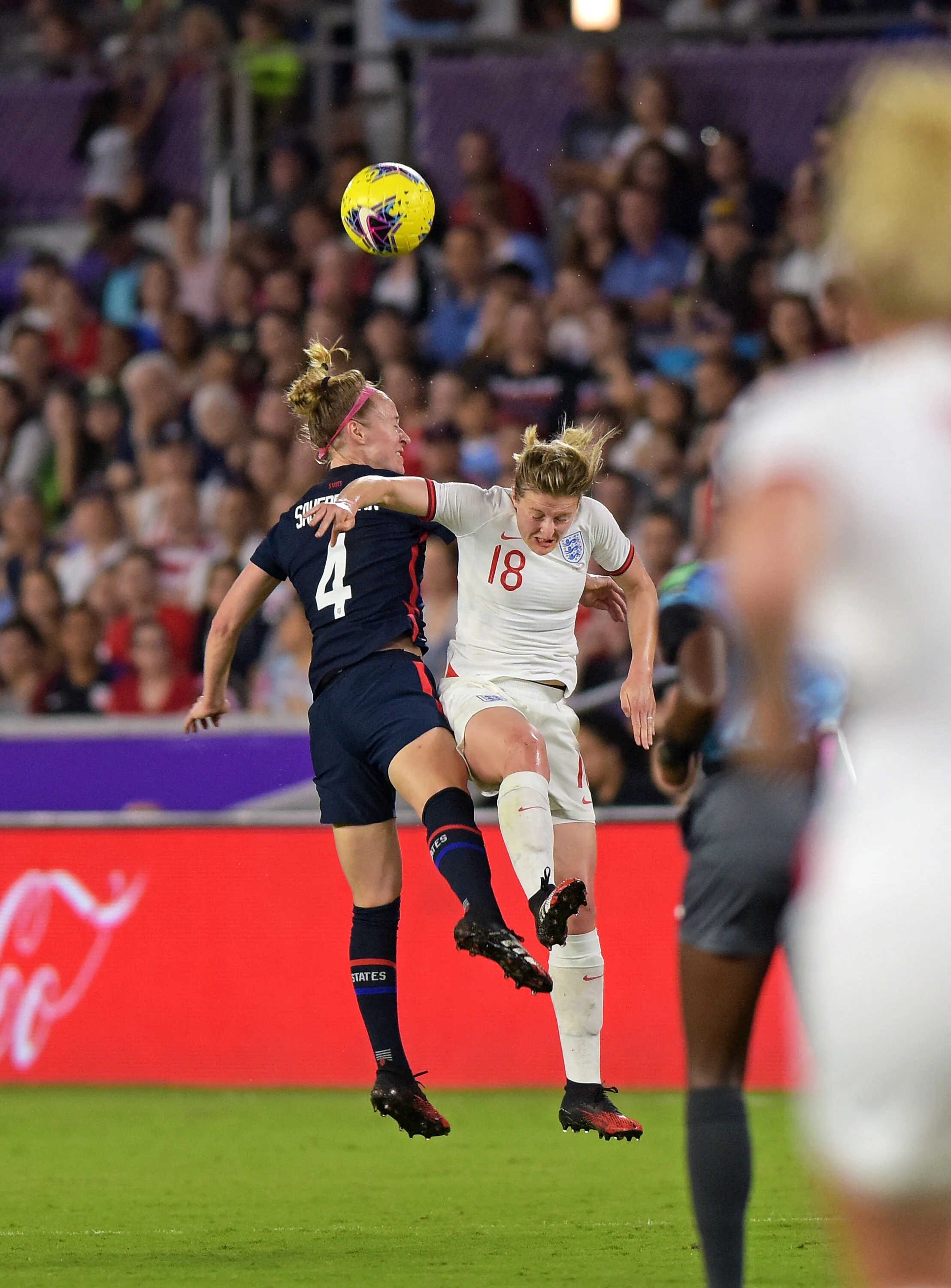USA vs ENGLAND SheBelievesCup 2020 No.4 BECKY SAUERBRUNN & No.18 ELLEN WHITE Photo Noel Danseco_4090.jpg