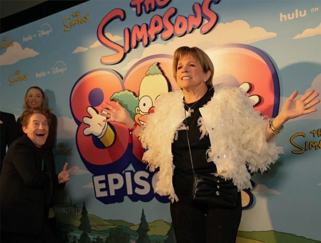 Red Carpet_Mag_Seth Green Photobomb2.jpeg