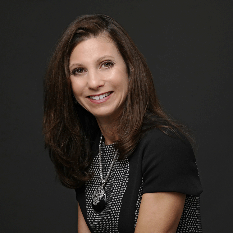 Laura Patterson<br><span class="company">VisionEdge Marketing</span>
