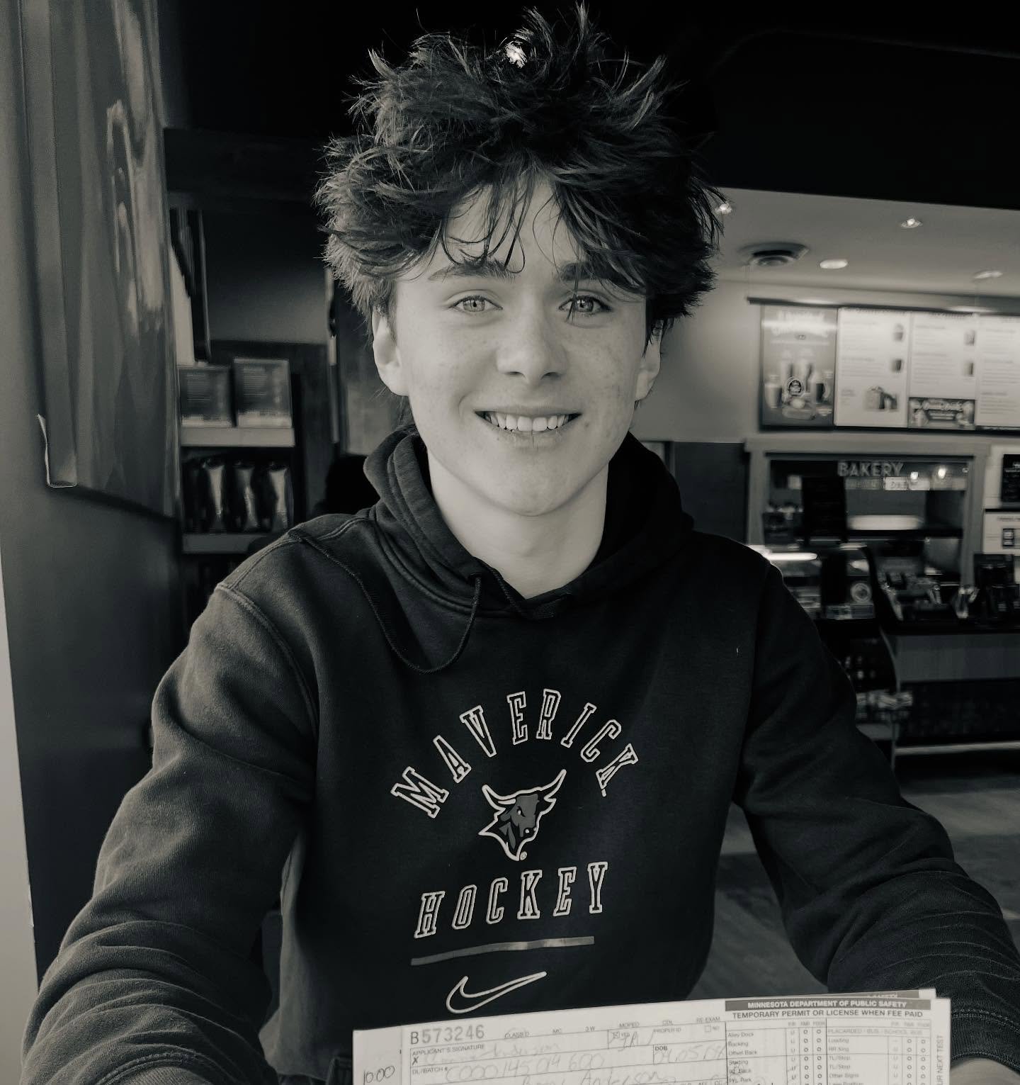 🚘 He passed. Another hurdle completed ✔️ in his young life. Congrats kiddo 😘 #connorbray #licenseddriver #boymom #lettinggoishard