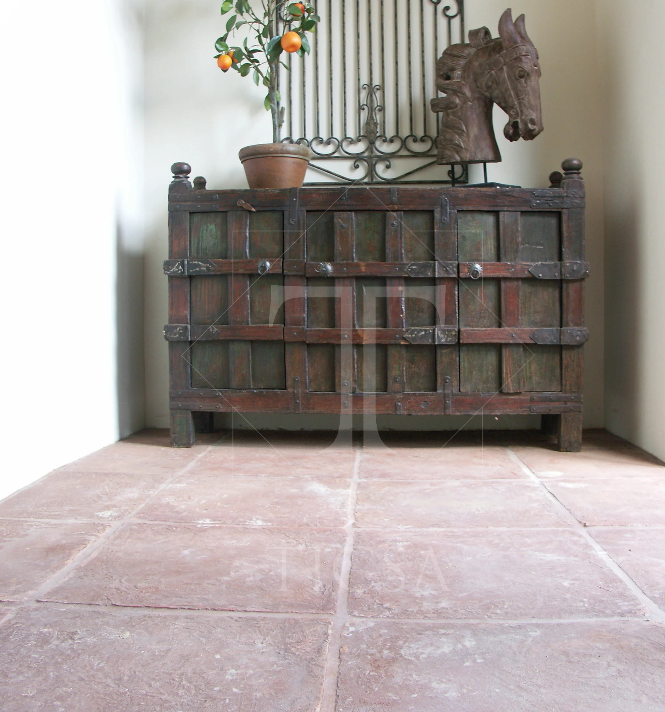 Photo# XT-051