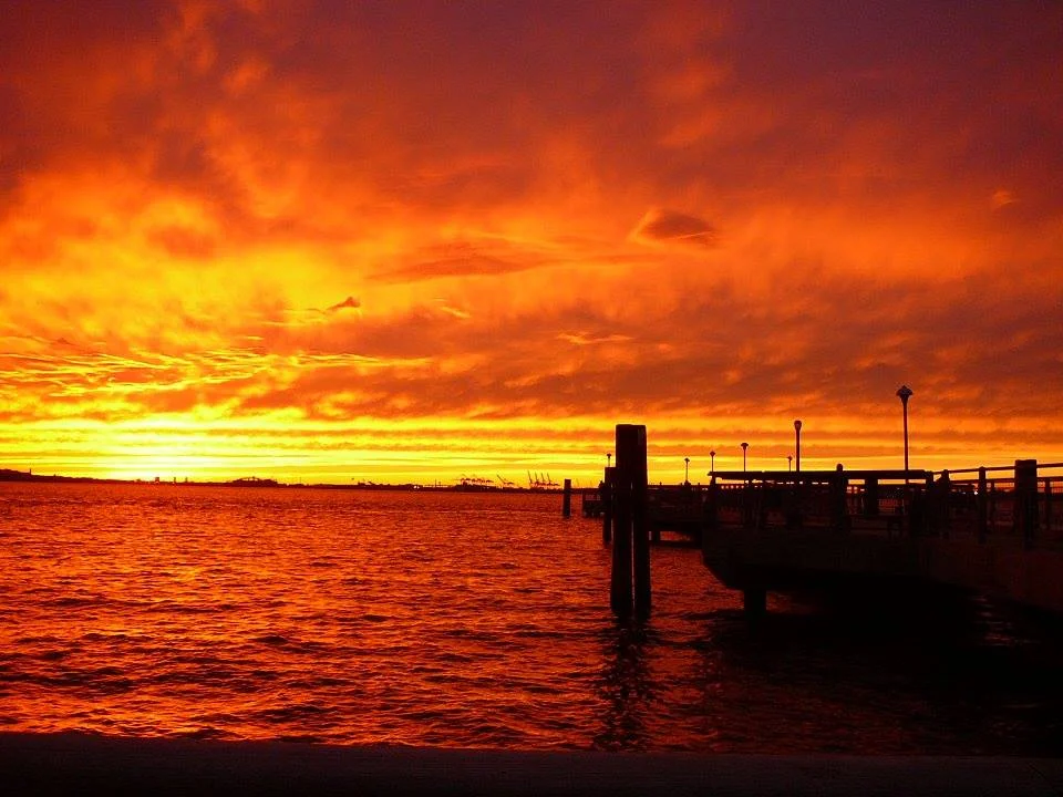 red hook sunset best3.jpg
