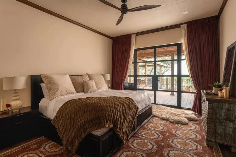 BED 1.jpg