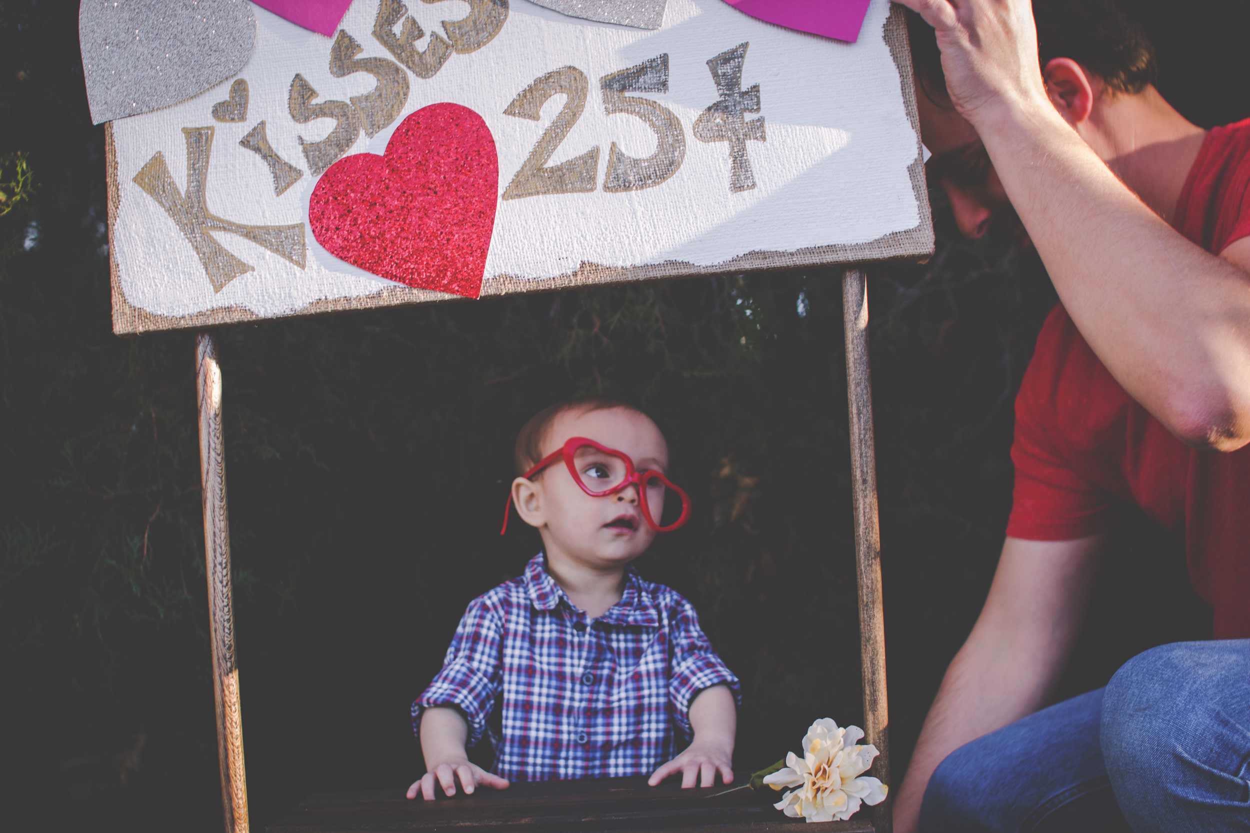 Out-takes are my faaaav! Crooked glasses, a very dubious expression & my handsome assistant (aka my fiance) helping me setup. Ah, my poor child.