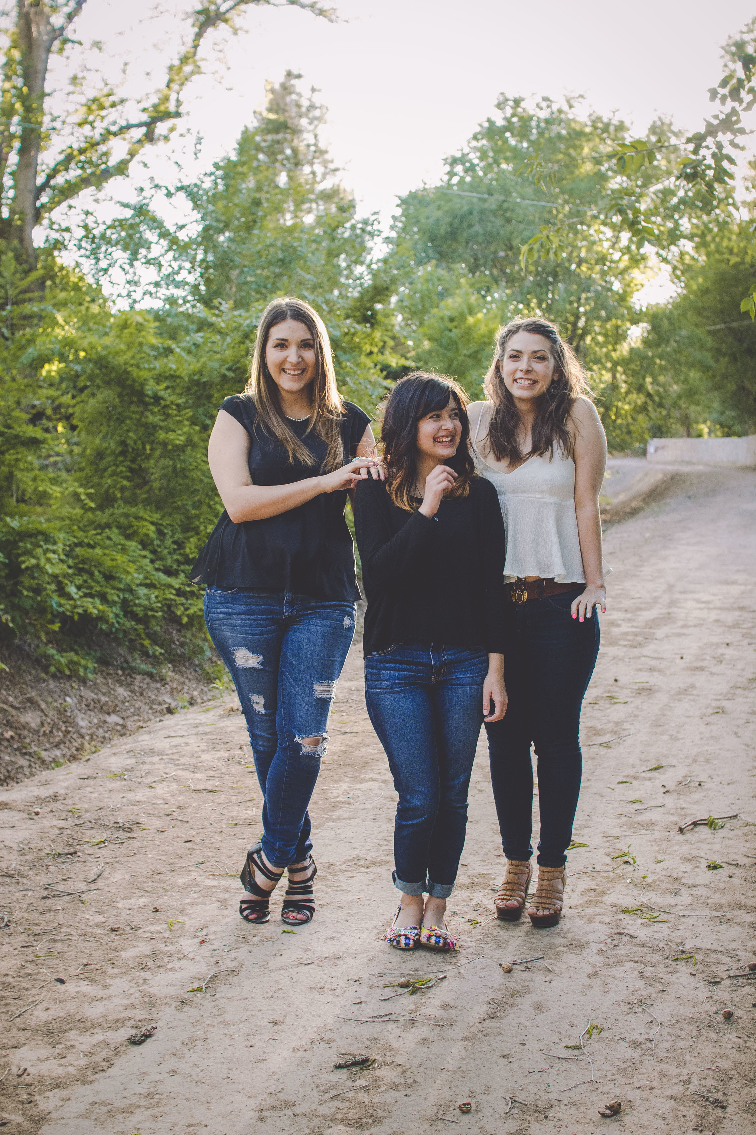 These gorgeous sisters personalities all shine through their shoe choices! Suuuuper cute!