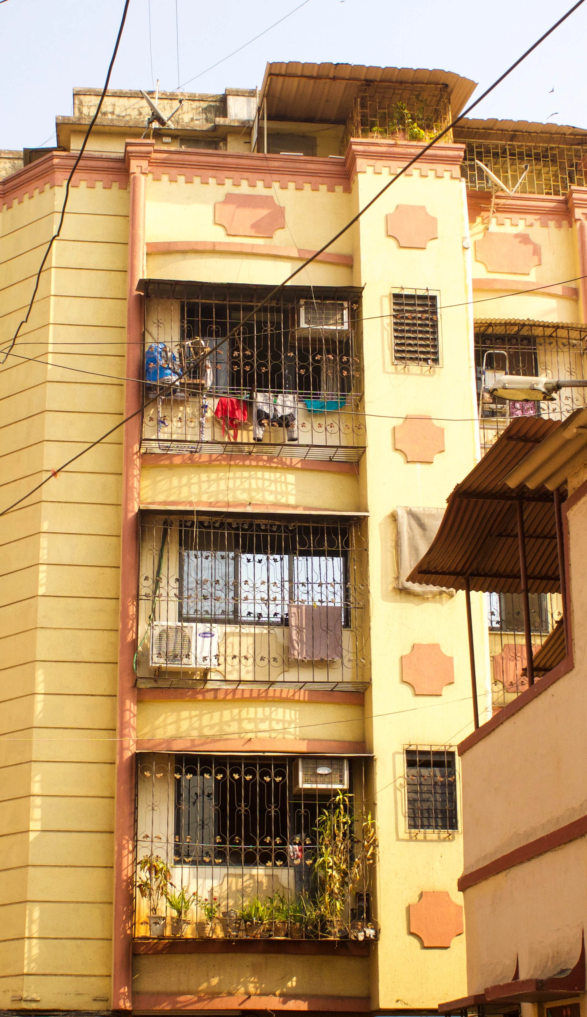 I think my favorite feature of Mumbai were all of the colorful little details in the buildings, even when they were falling apart — they were still beautiful in a way. Reminded me a bit of Naples .