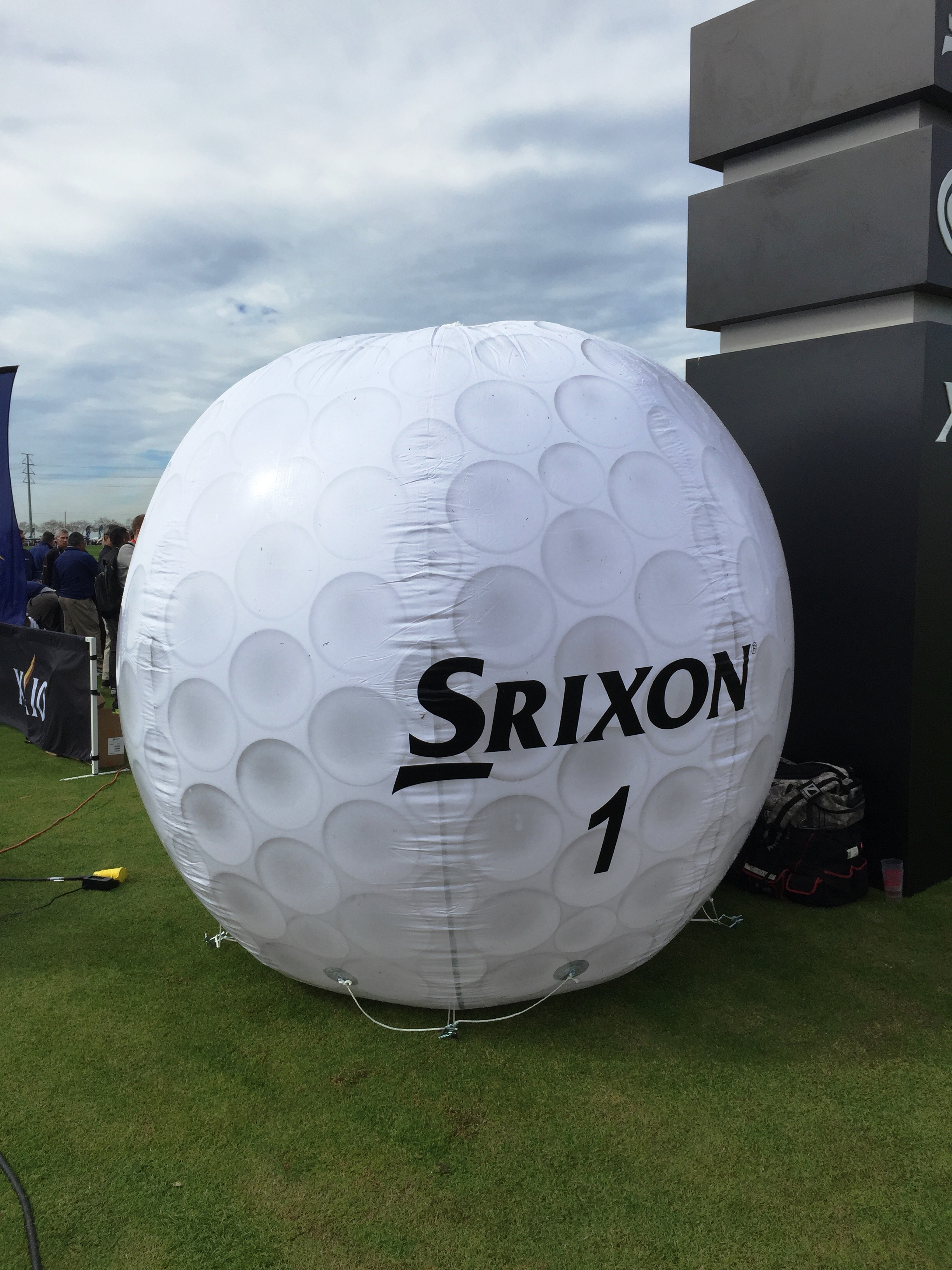 srixon inflatable.jpg