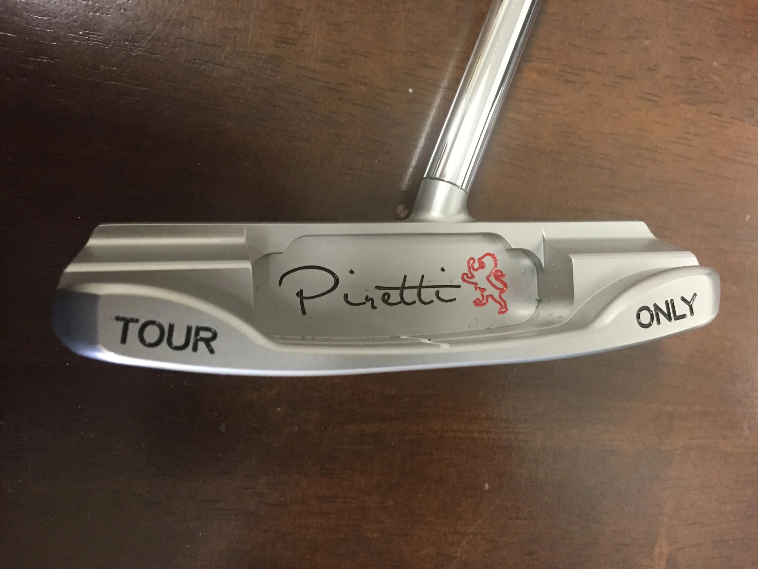 Piretti TOUR ONLY putter at McGolf