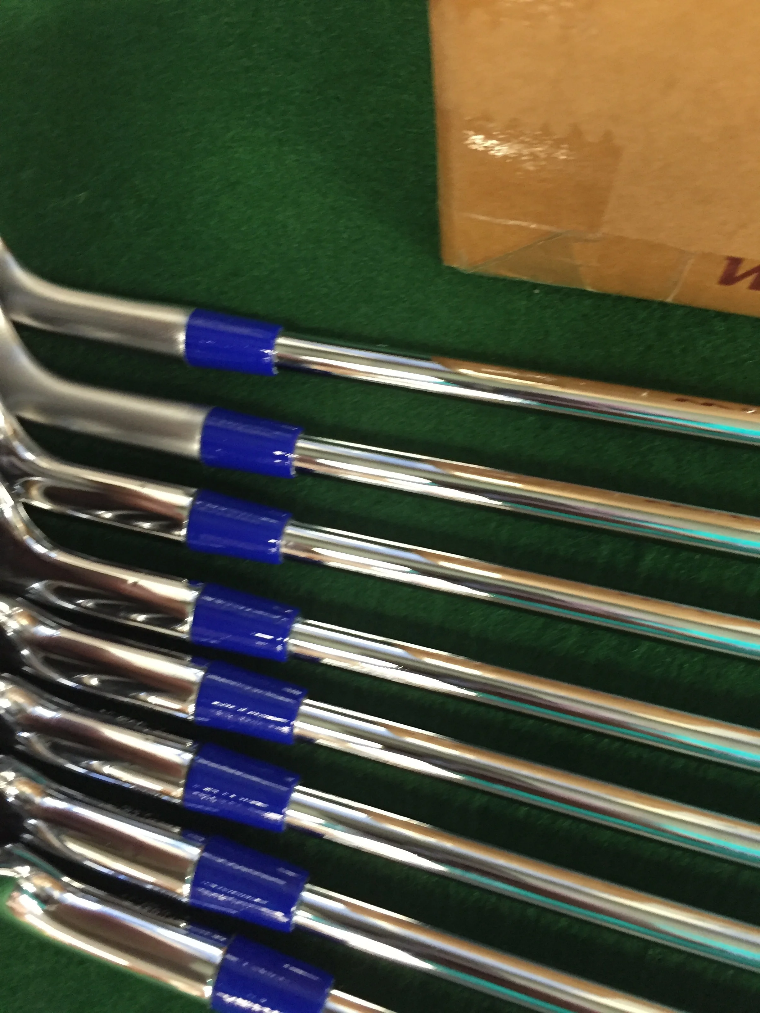 How to swing weight a golf club