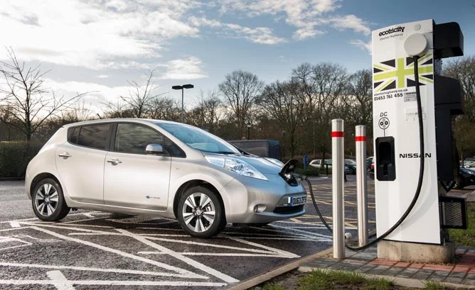 1000th_EU_Quick_Charger_Nissan-668.jpg