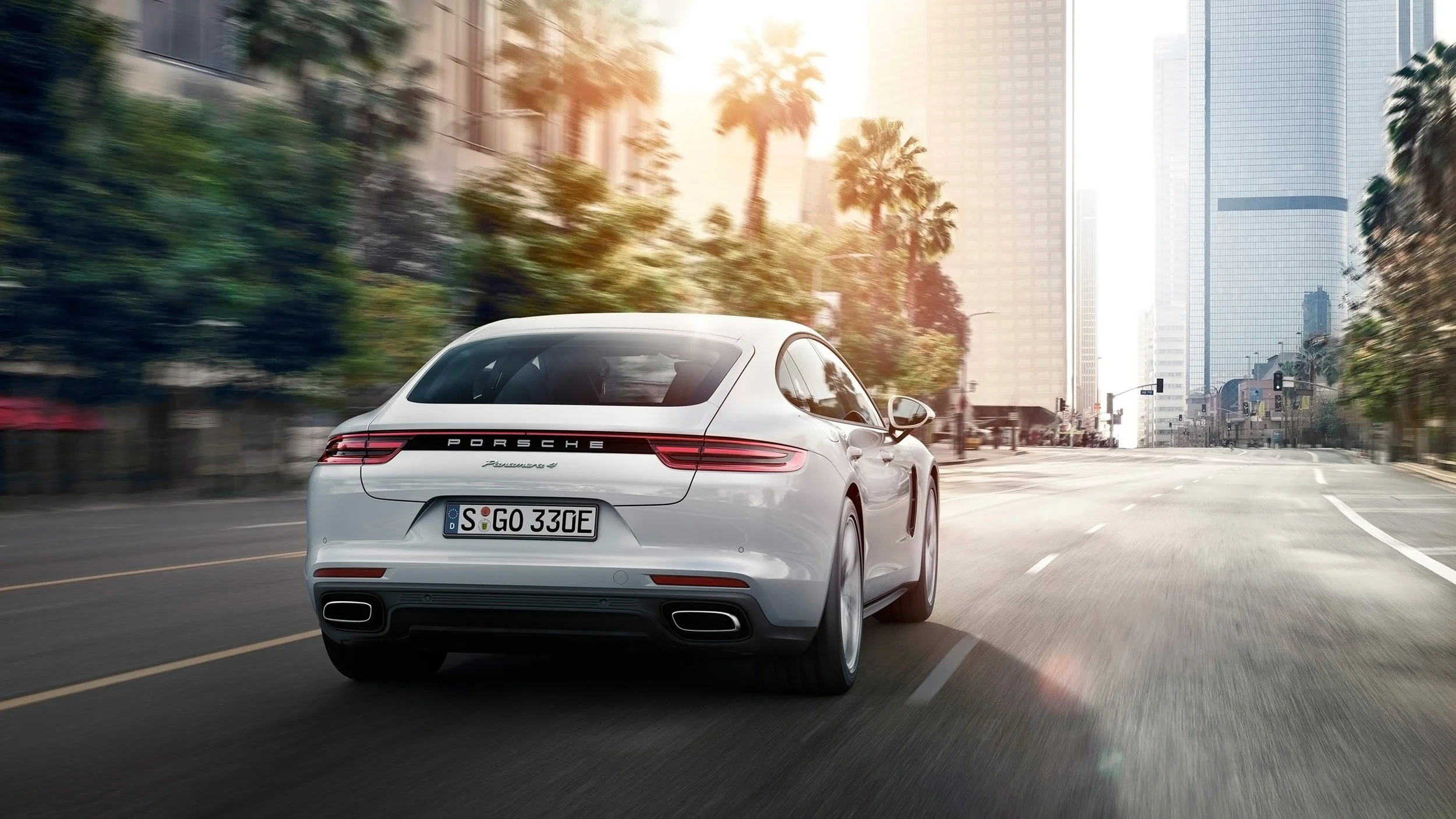 PorschePanamera2.jpg