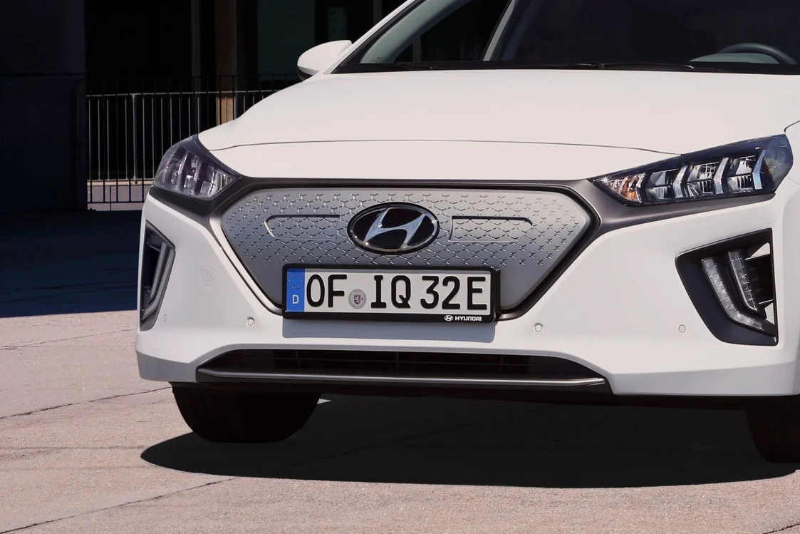 Ioniq-2020-front.jpg