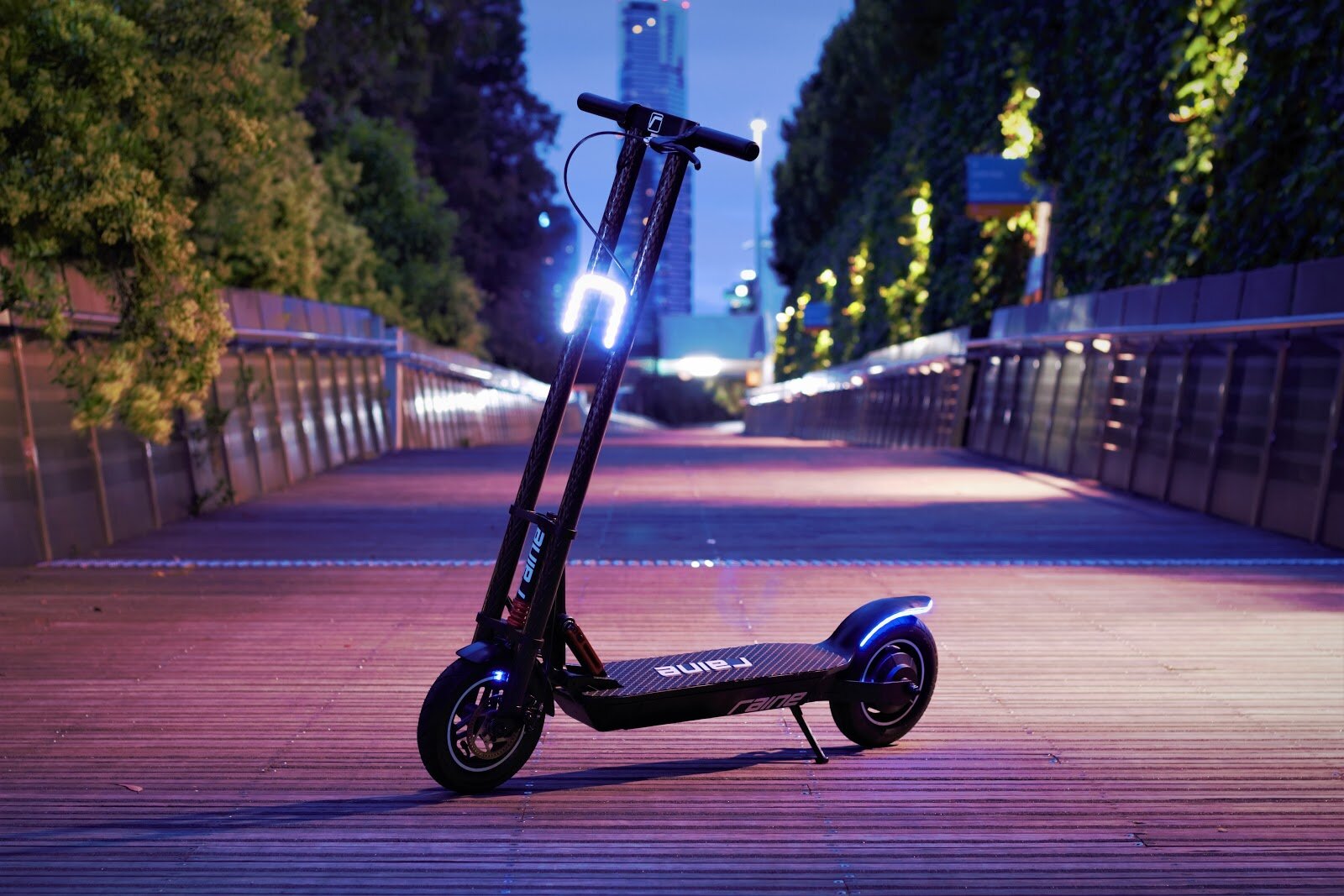 A bright future for electric scooters in Australia — JET Charge