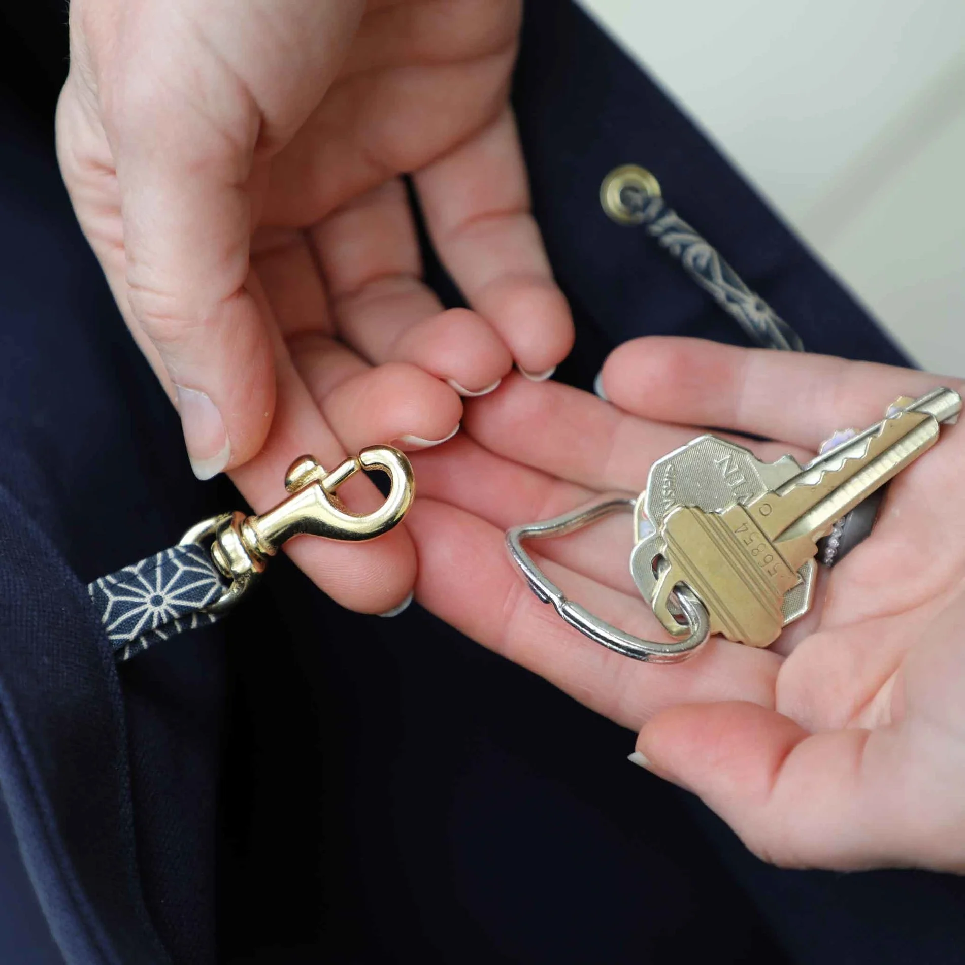 Calla-Key-clasp.jpg