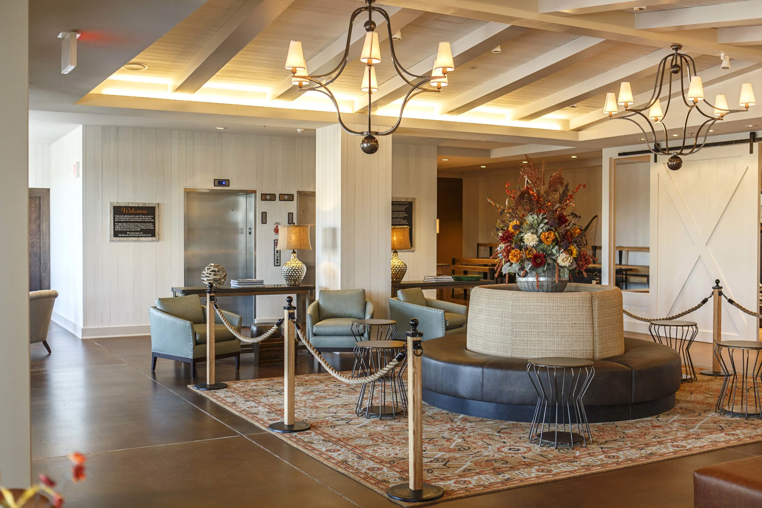 Lobby 3.jpg