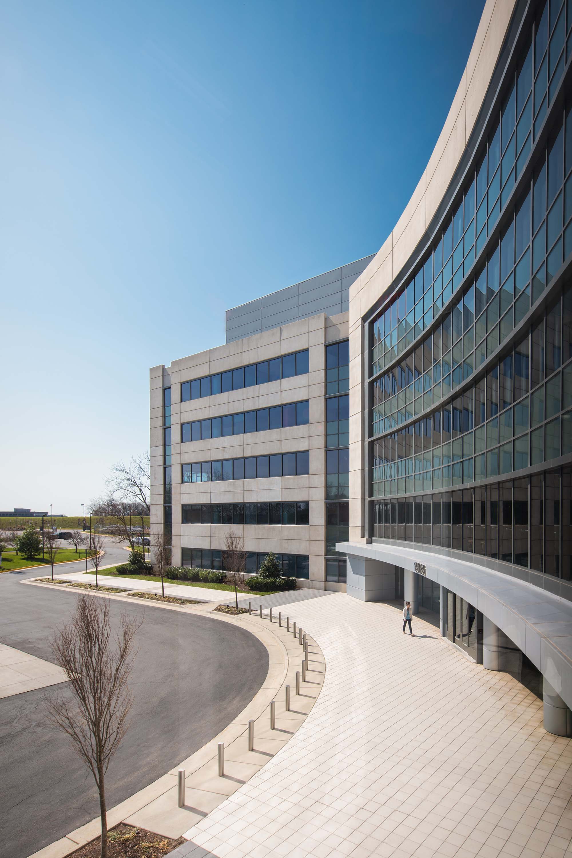 SRA Headquarters VA Exterior Image221951.jpg