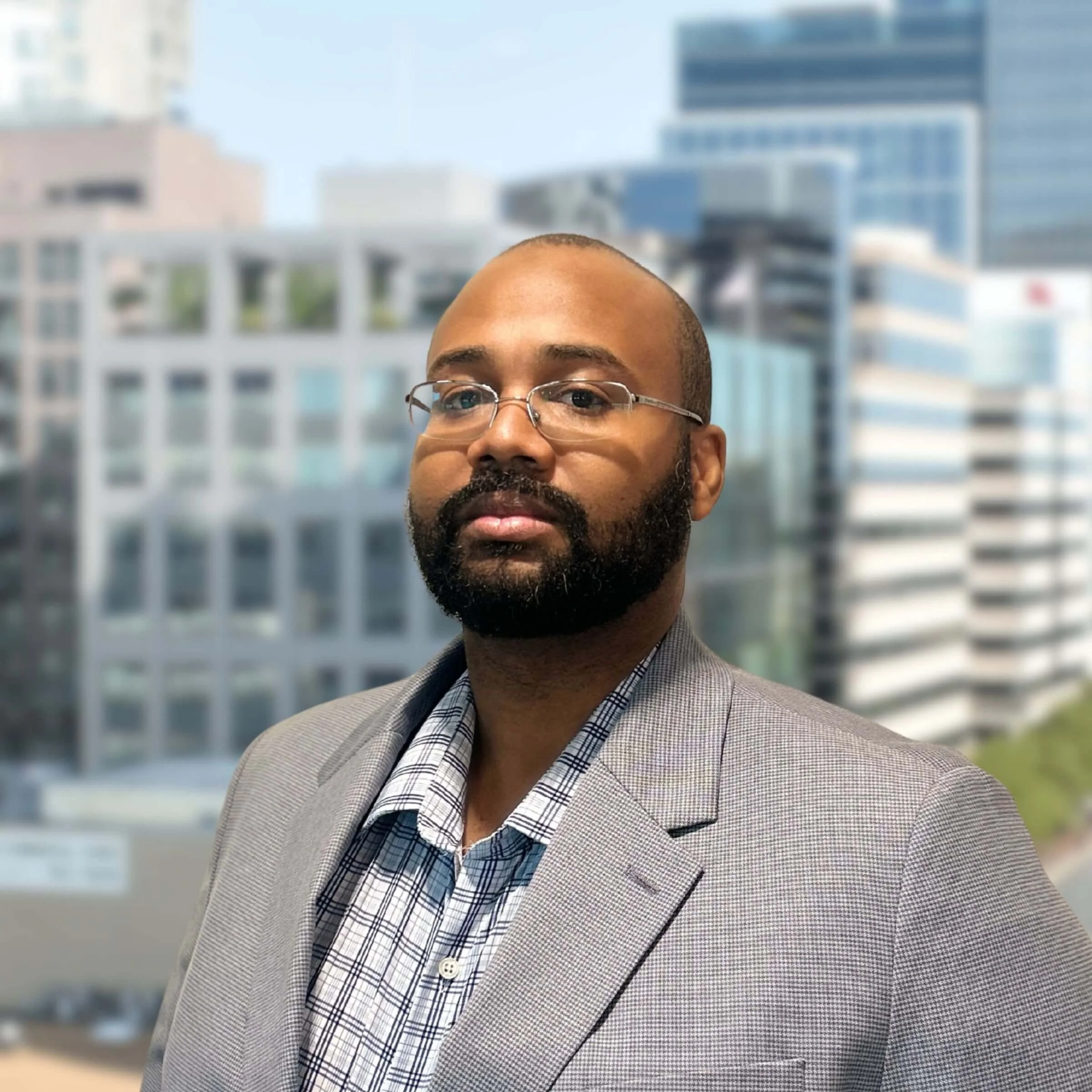 <p><strong>Darius Smith</strong><br>Project Manager</p>