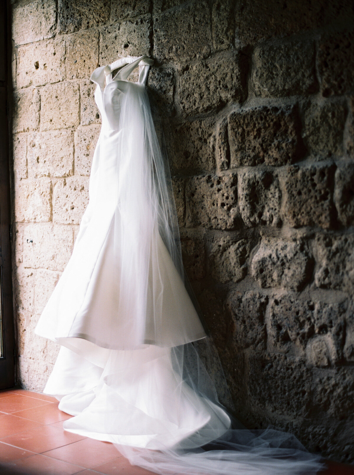 La-Badia-di-Orvieto-Umbria-Wedding-Katie-Grant-destination-wedding (18 of 88).jpg