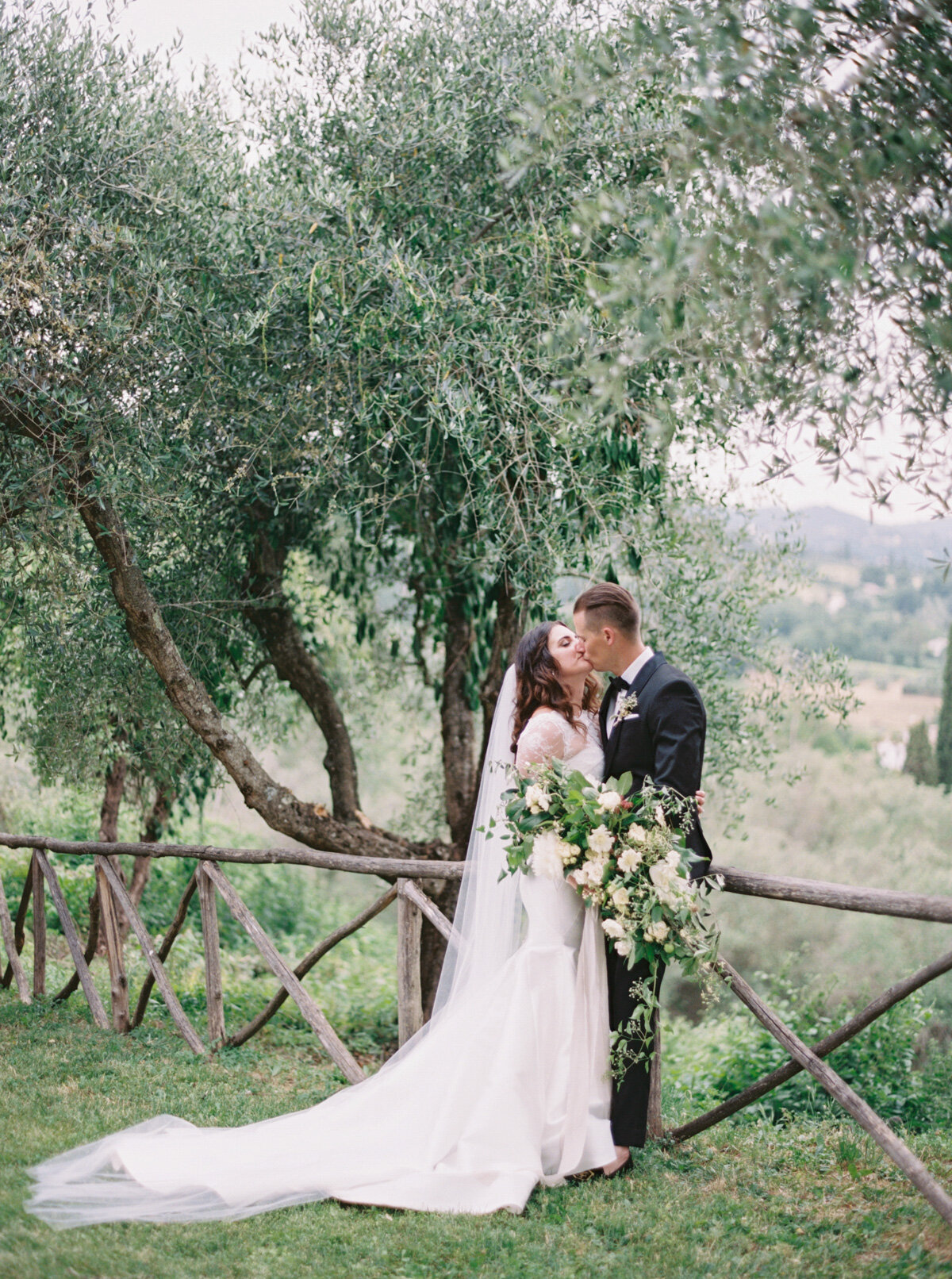 La-Badia-di-Orvieto-Umbria-Wedding-Katie-Grant-destination-wedding (56 of 88).jpg