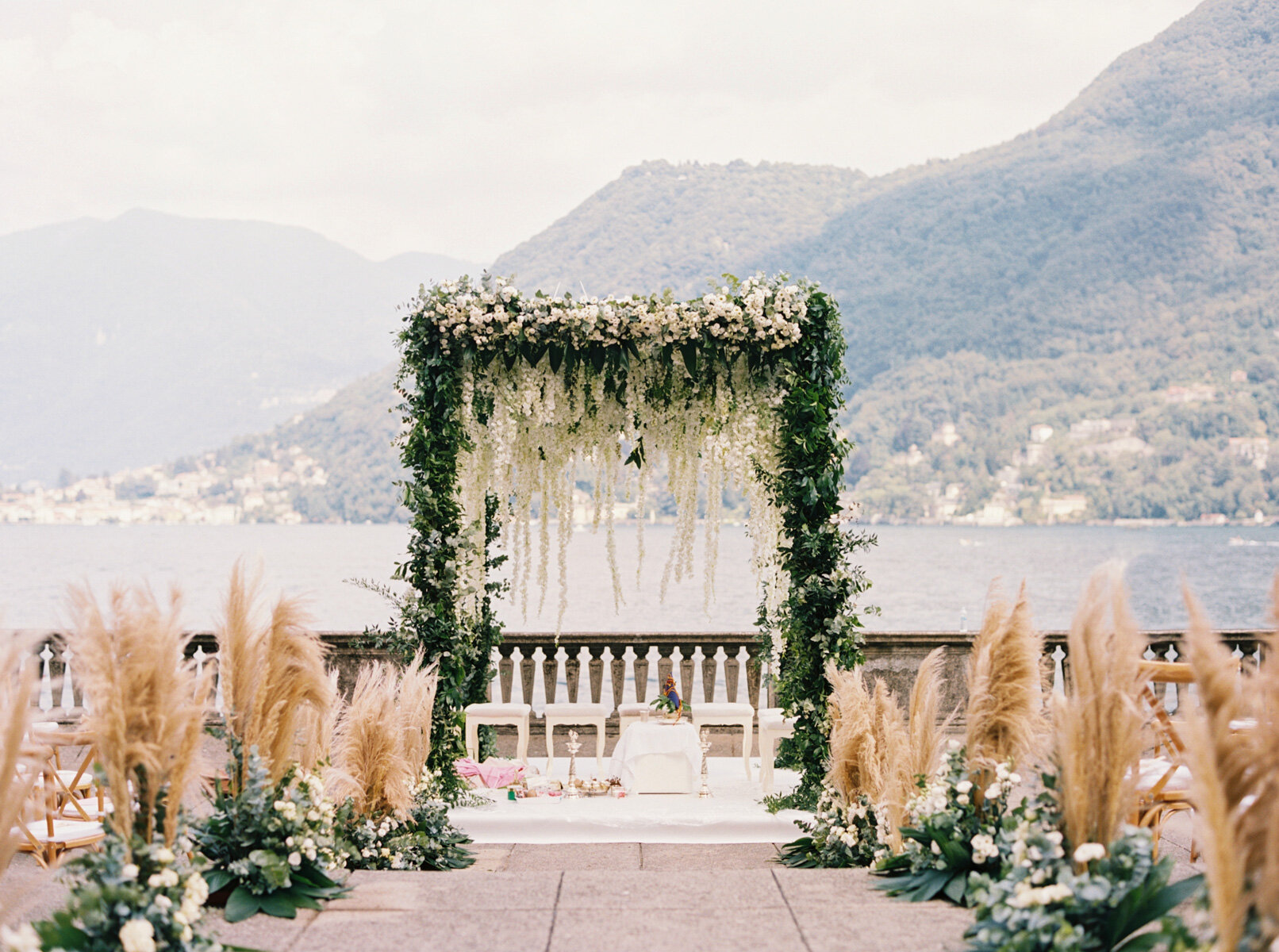 Lake-Como-Villa-Pizzo-Wedding-Katie-Grant-destination-wedding (31 of 93).jpg