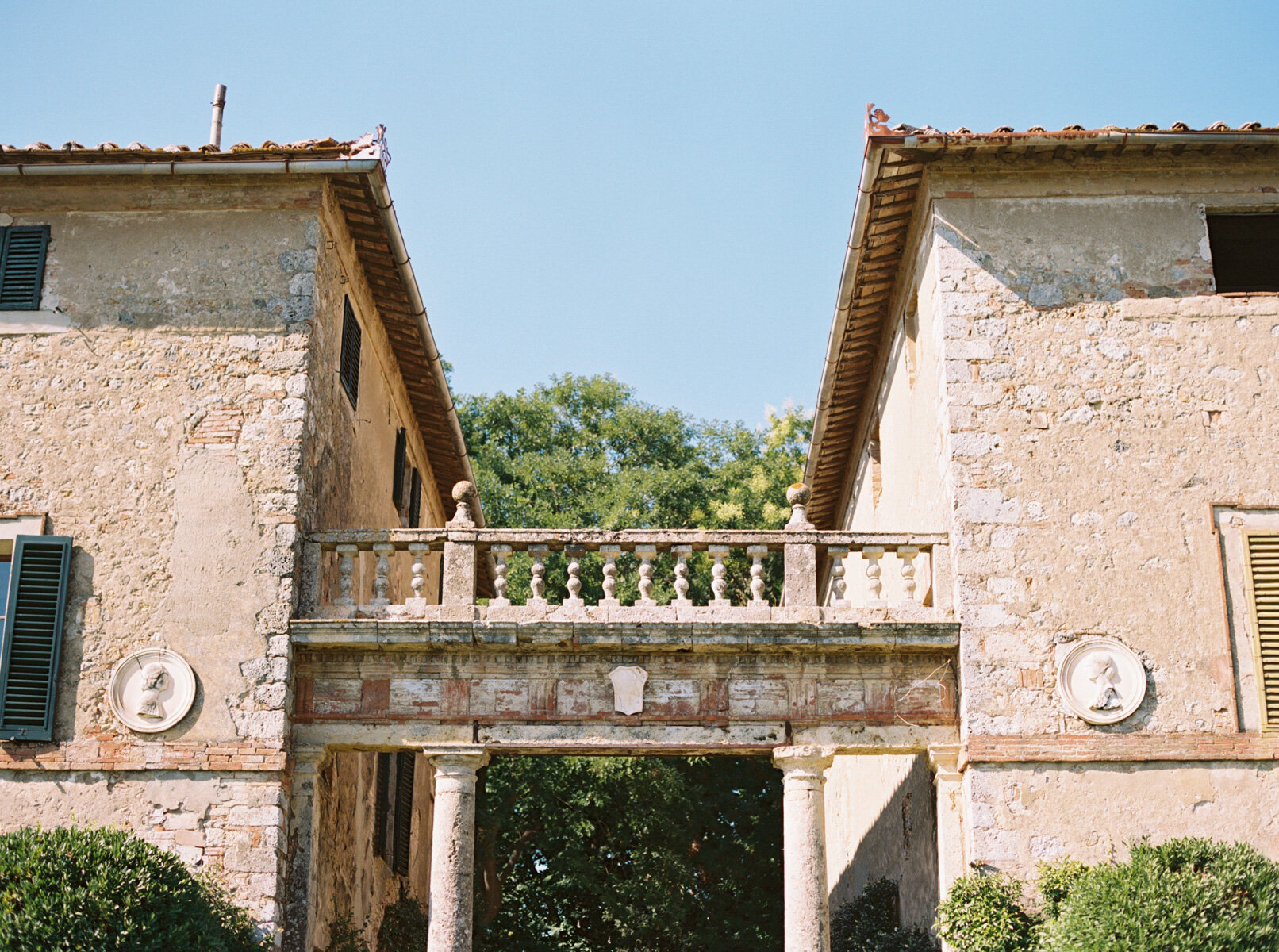 Borgo-Stommenano-Florence-Tuscany-Katie-Grant-destination-wedding (2 of 47).jpg