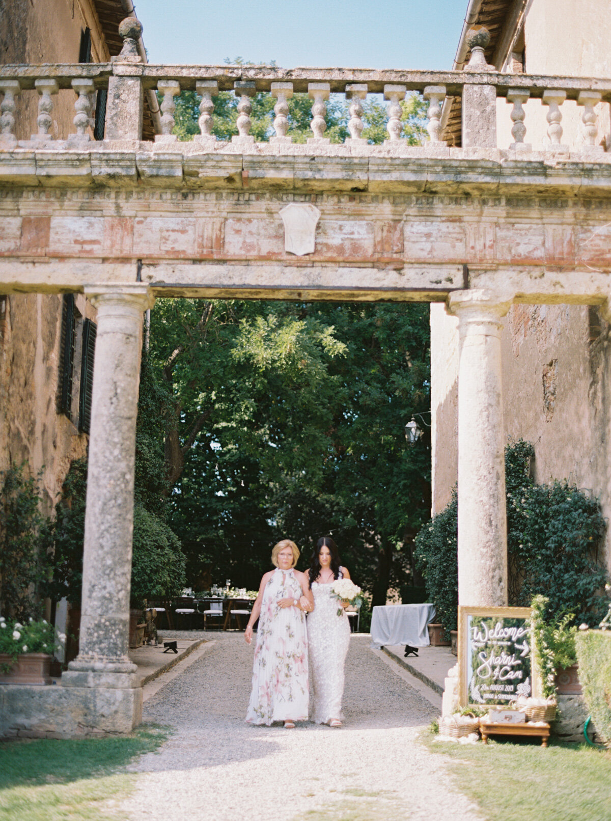 Borgo-Stommenano-Florence-Tuscany-Katie-Grant-destination-wedding (17 of 47).jpg