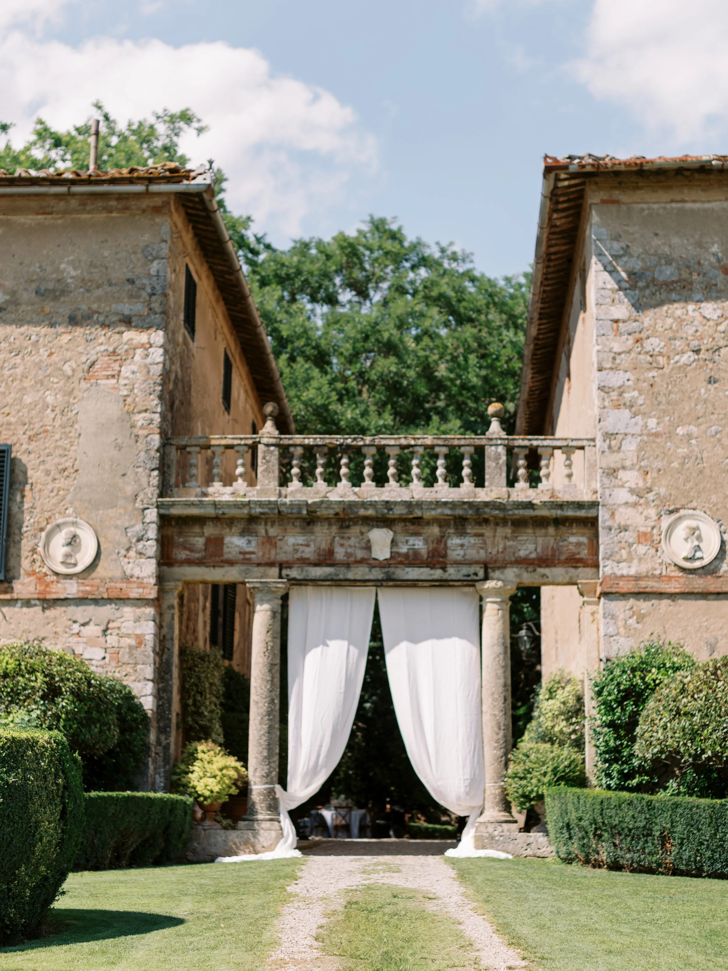 Katie-Grant-tuscany-Wedding-Photographer(10of137) (1).jpg