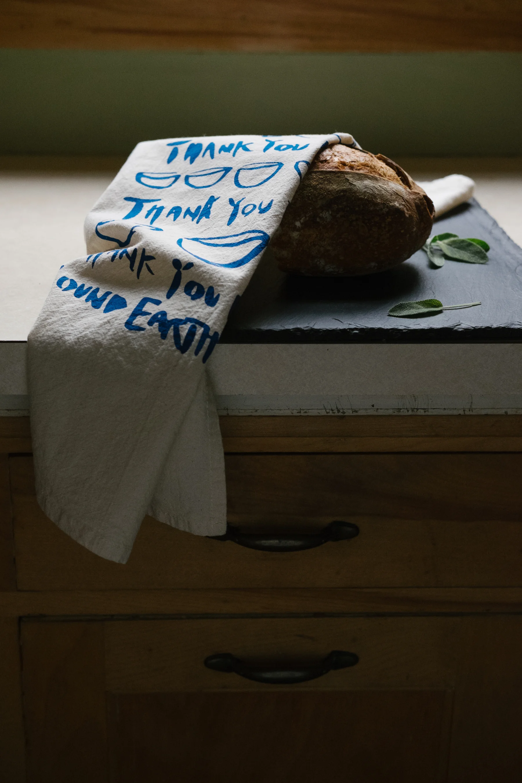 GivingThanksTeaTowels_web_bread.jpg